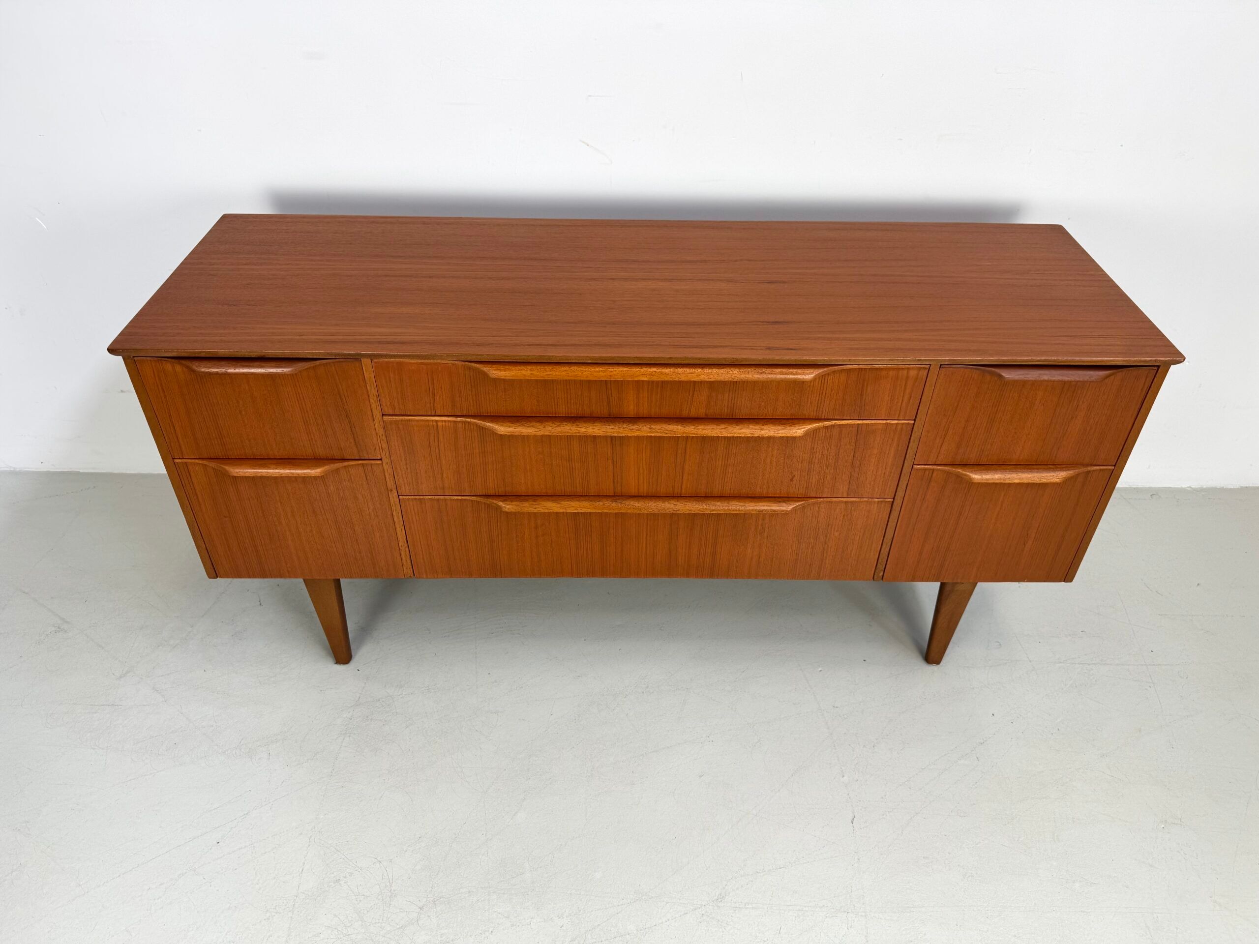 Vintage Austinsuite sideboard.