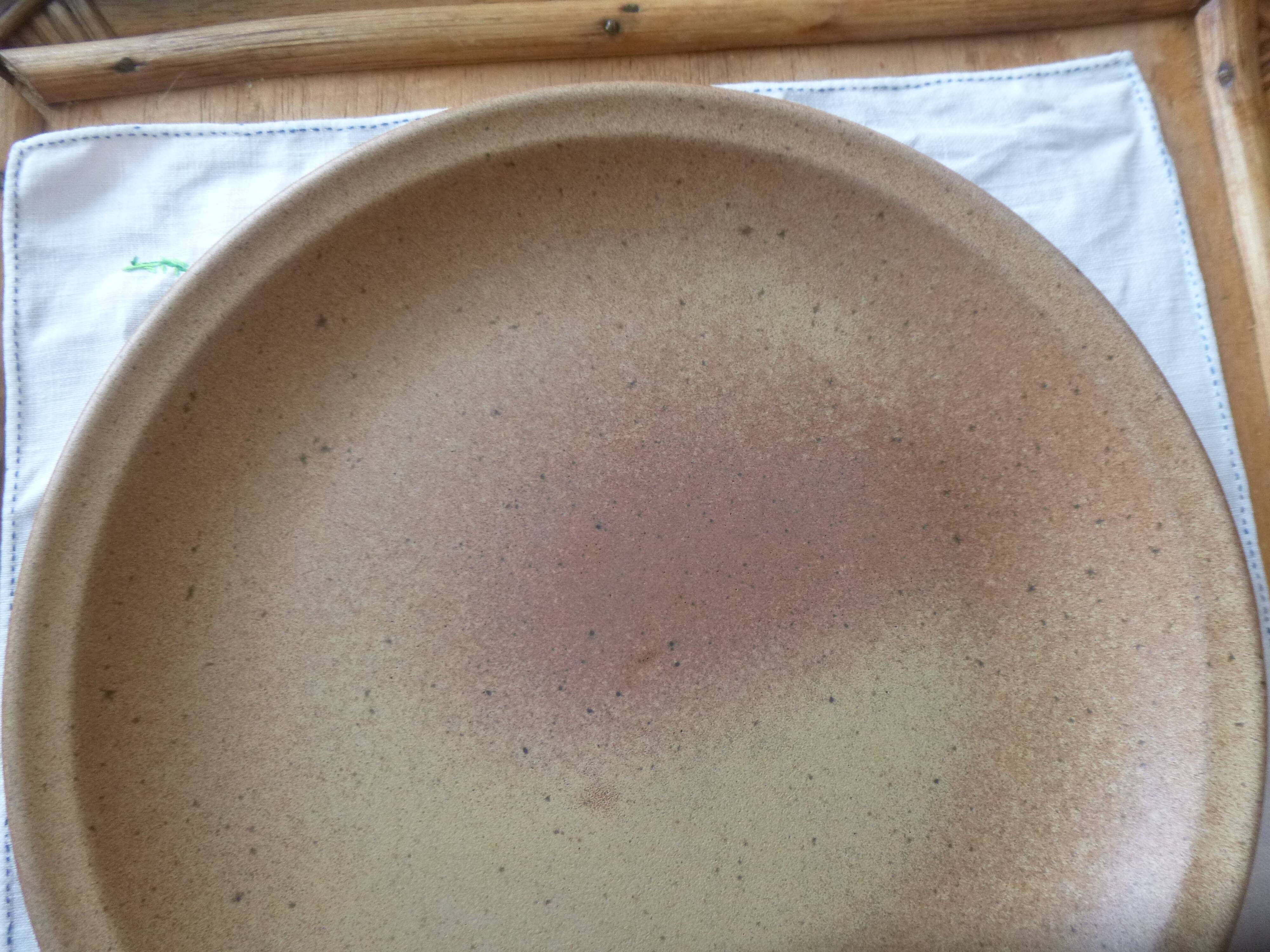 Flat plate in sarreguemines sandstone france