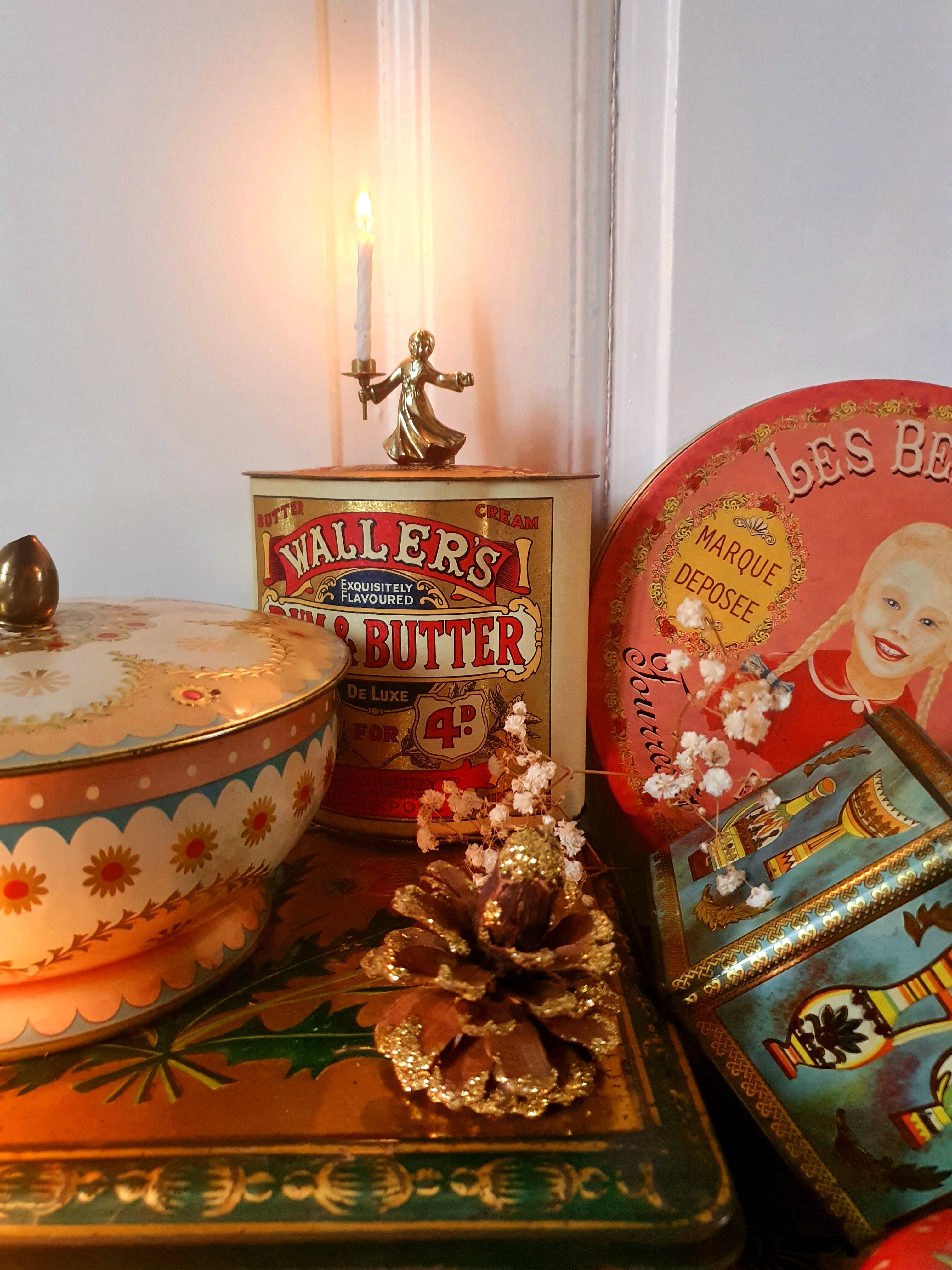 Wallers rum & butter iron box