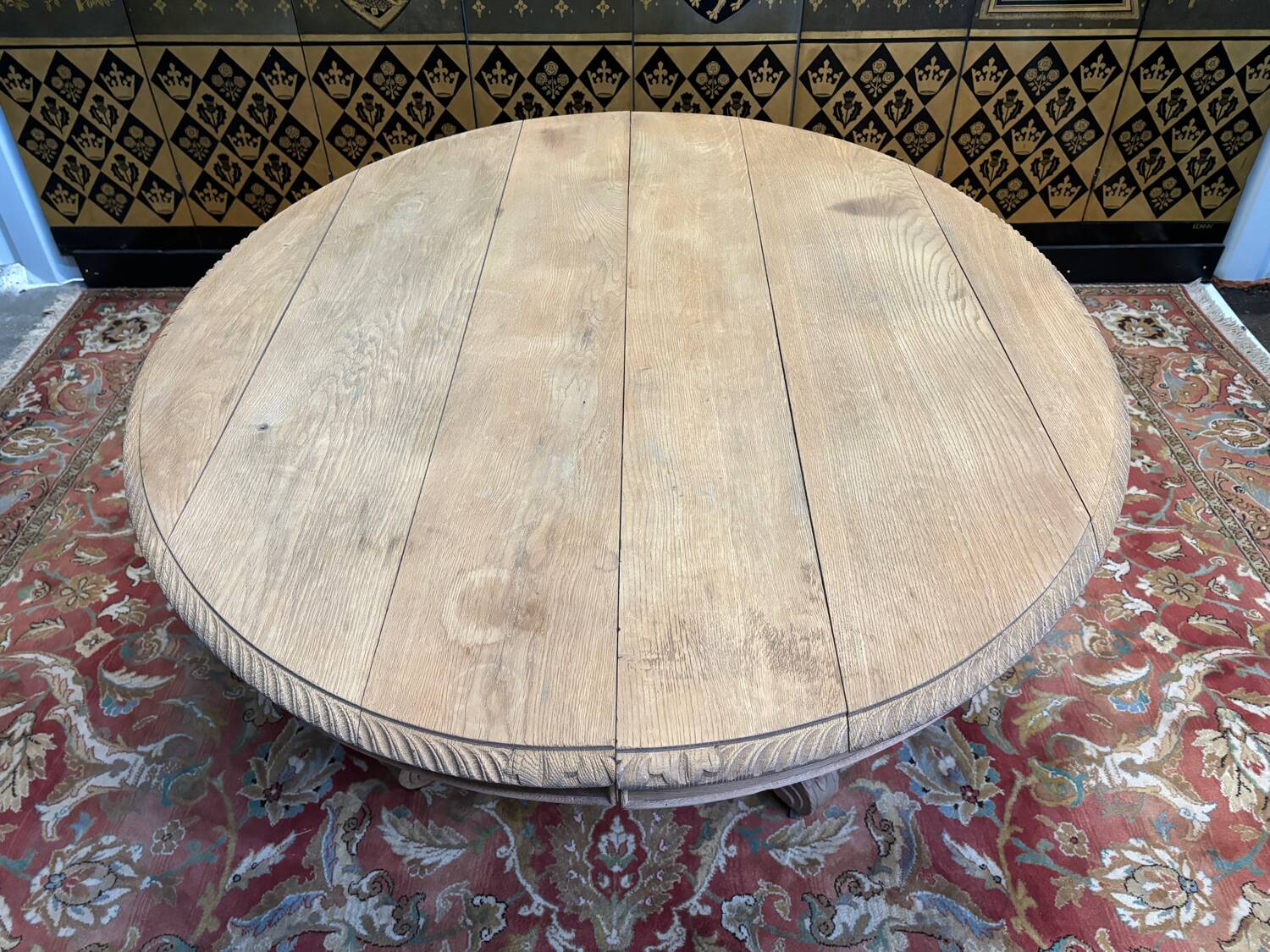 Napoléon III aero gummed oval table