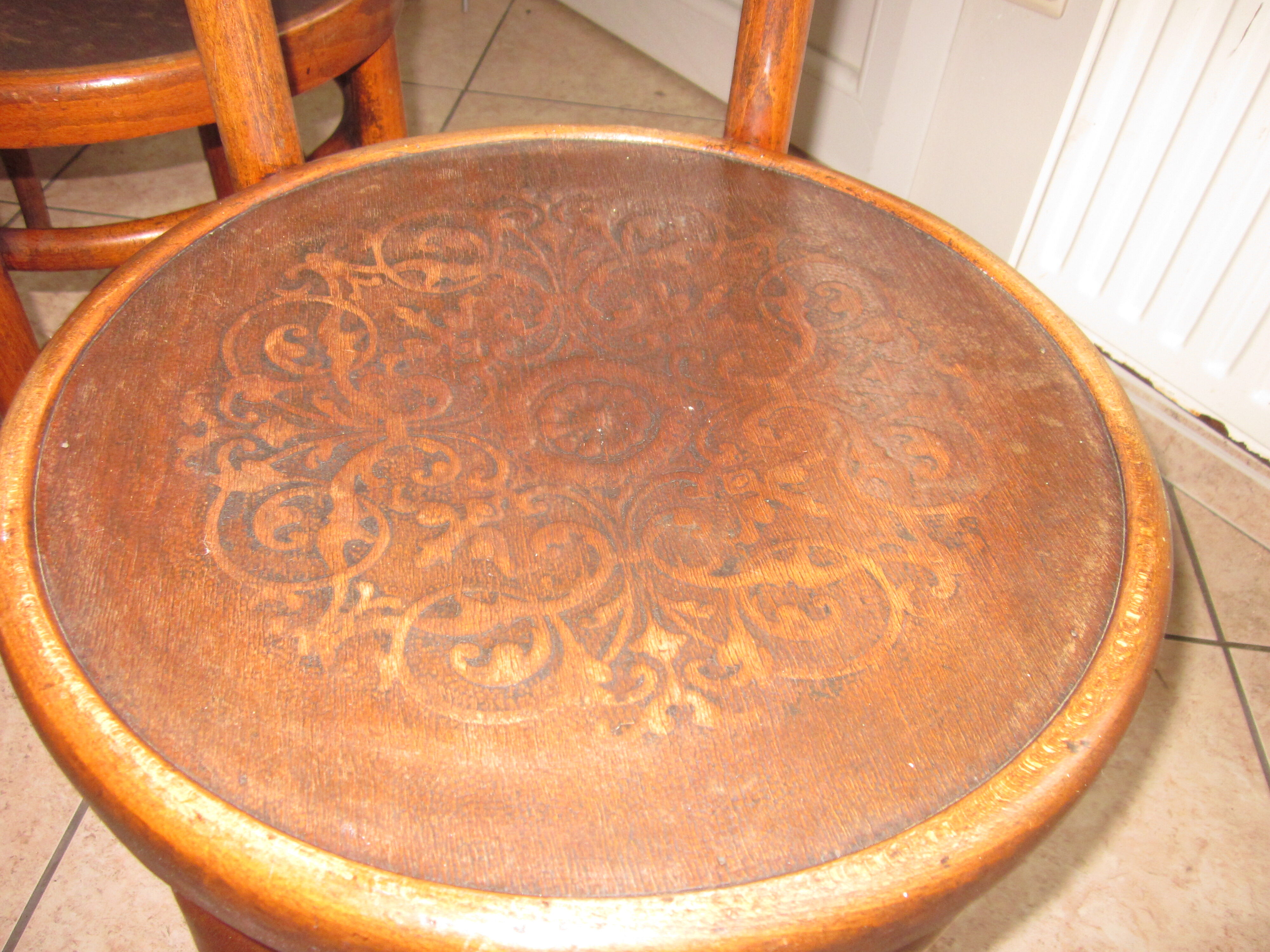 Set of 5 bistro chairs from the 30s