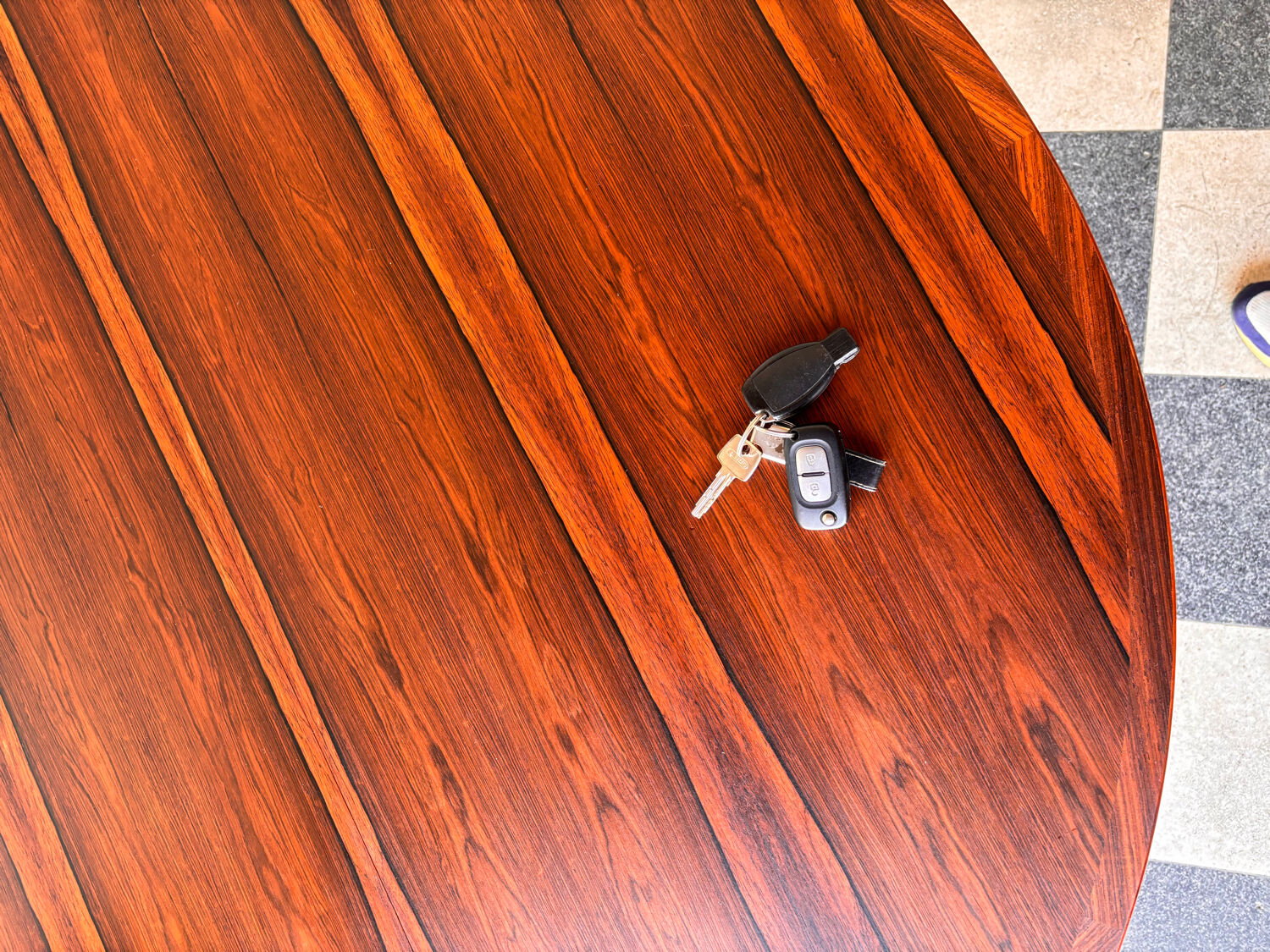 Table Arne Vodder en palissandre