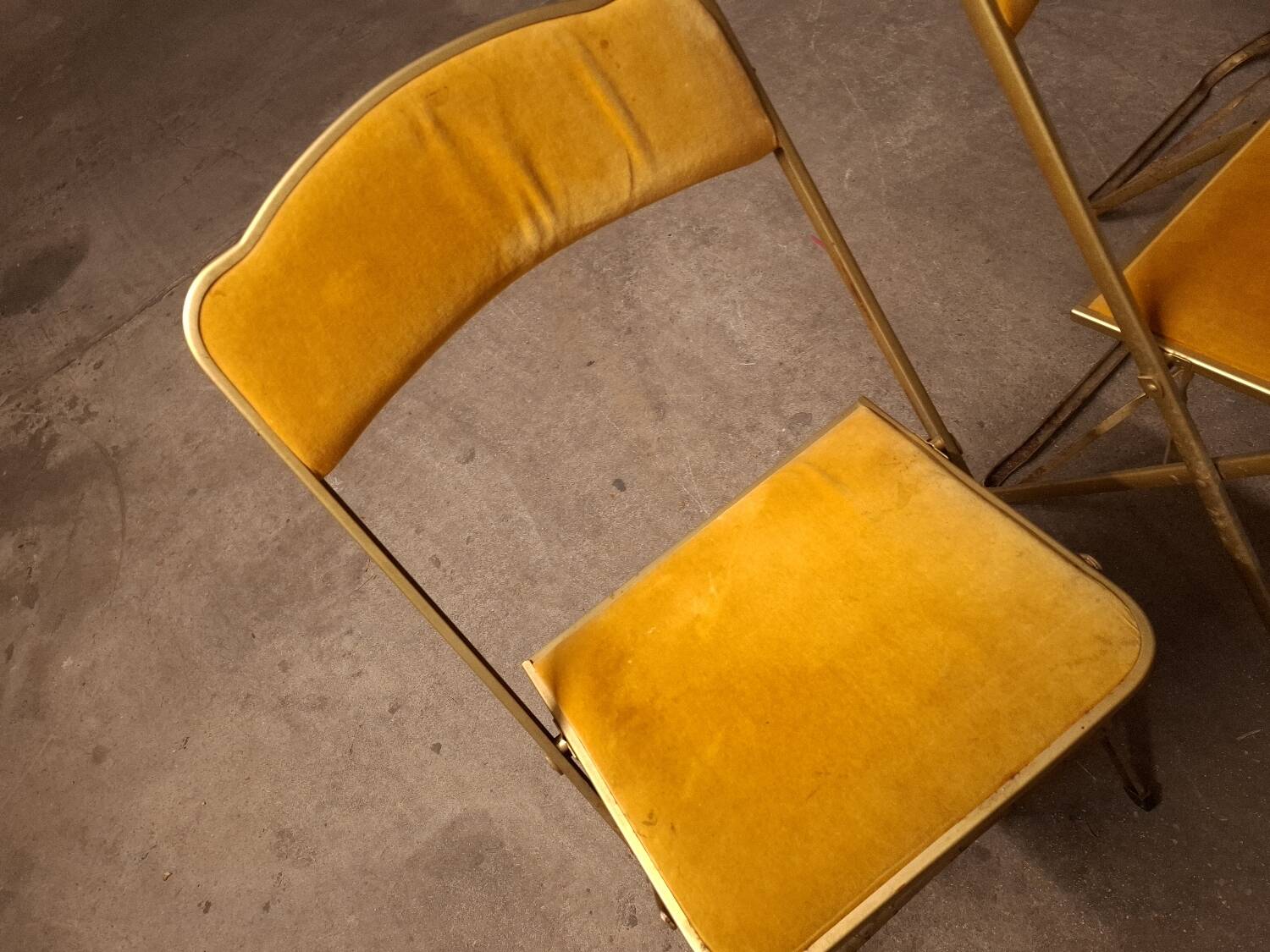 6 vintage opera folding chairs