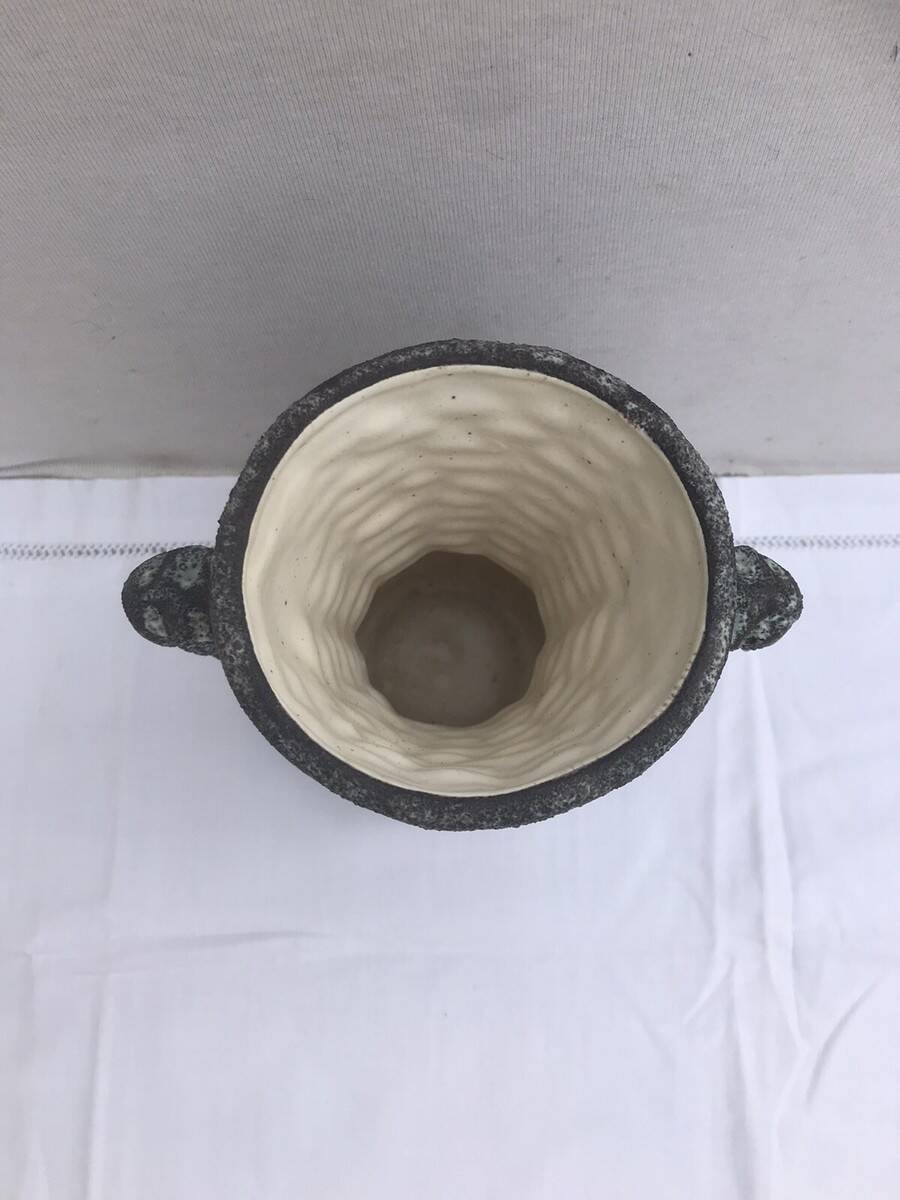 Vintage annette roux fat lava ceramic grey & white foams ancient vase