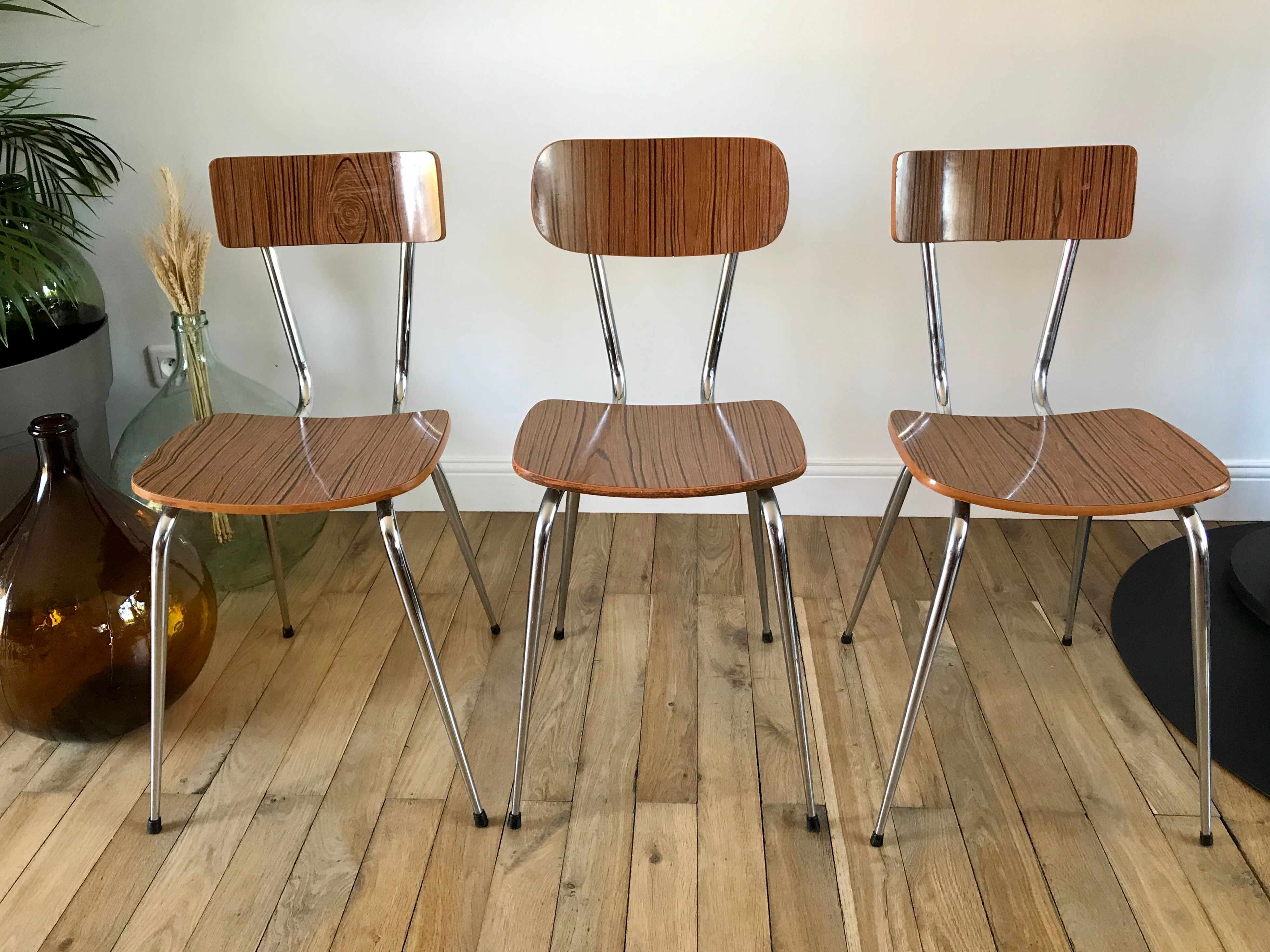 Trio of chairs in icy brown formica 70s