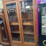 Glass bookcase with 2 doors