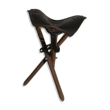 Foldable wooden and leather tripods