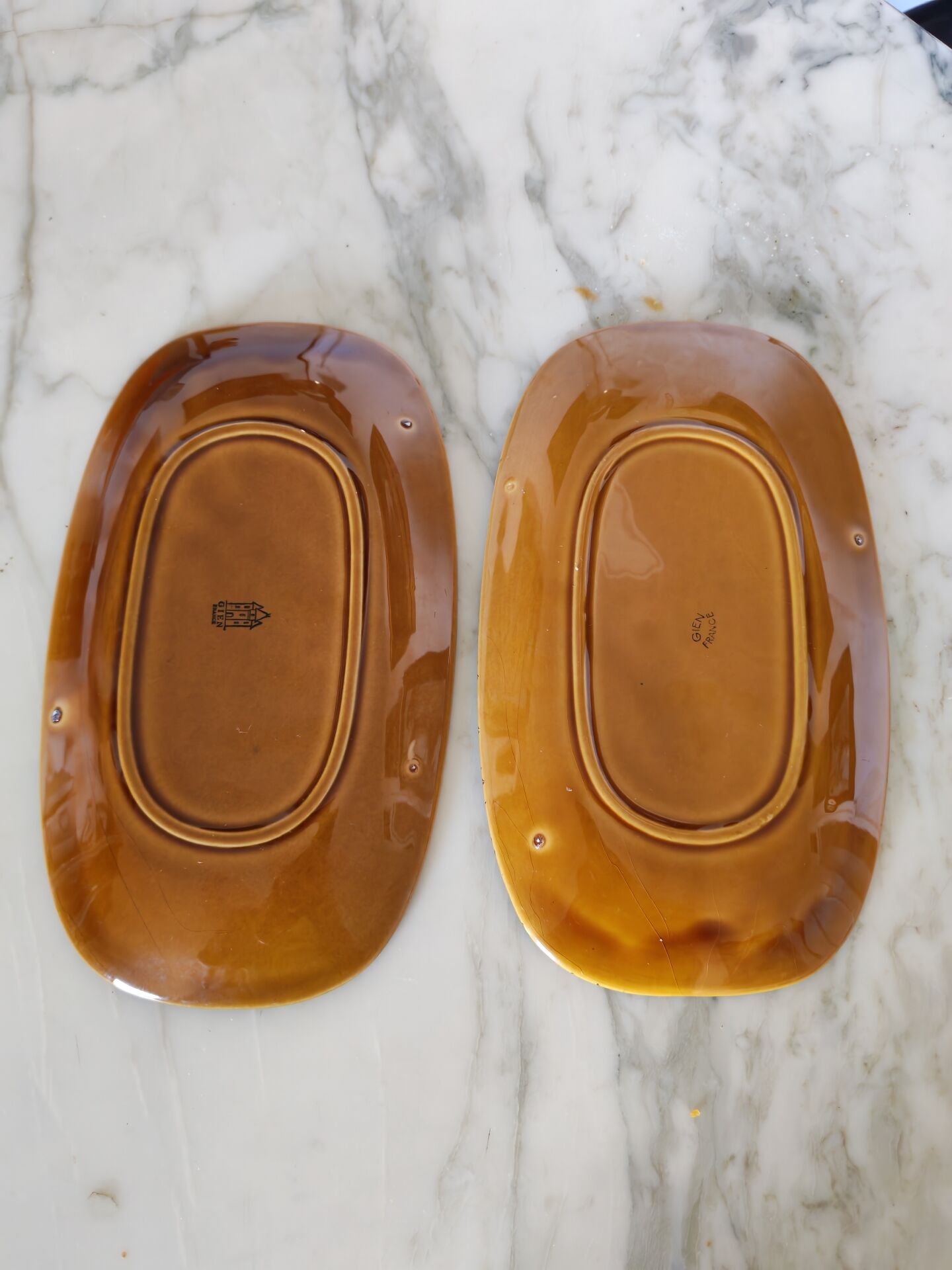 Duo of oval Gien earthenware dishes