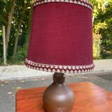 Sandstone lamp with burgundy lampshade G robin