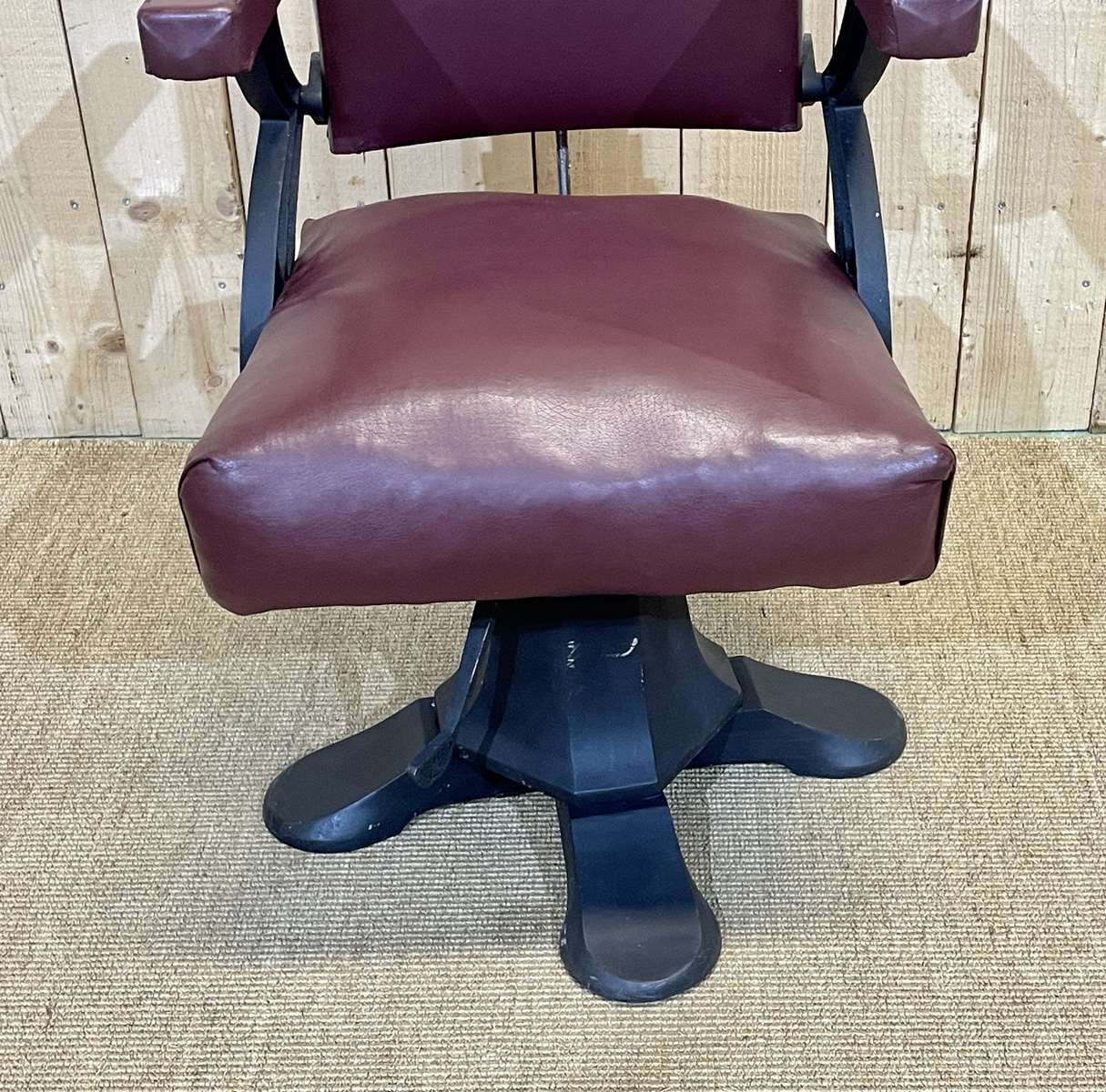 1950s hairdresser's chair covered with skaï - slightly reclining backrest