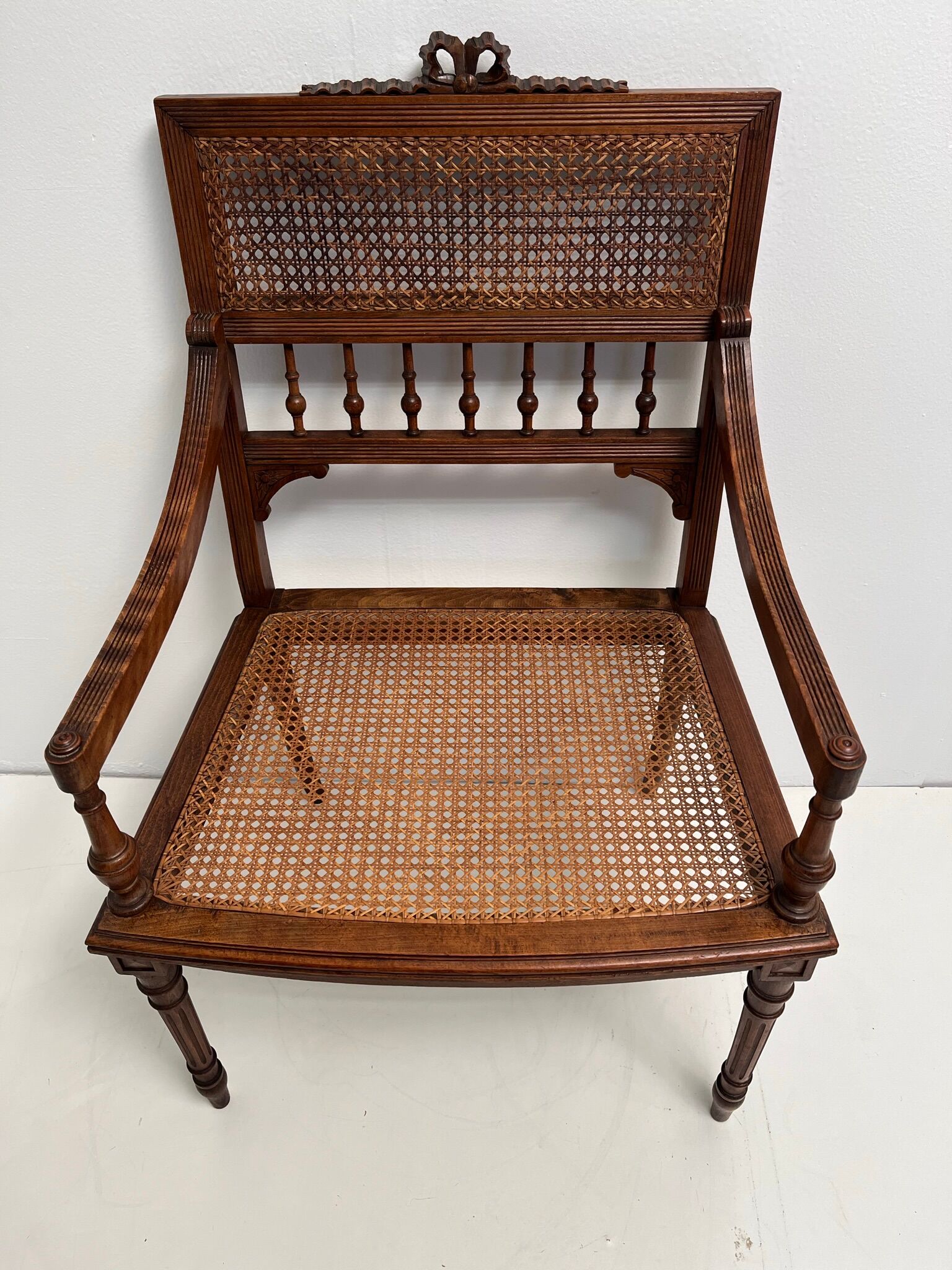 Paire de fauteuils cannés - Époque Louis XVI