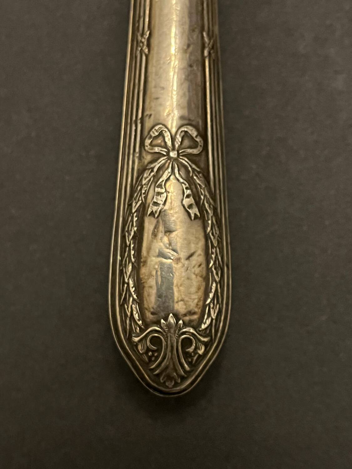 Rocaille silver-plated metal pie server