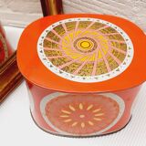 Iron box décor 70's