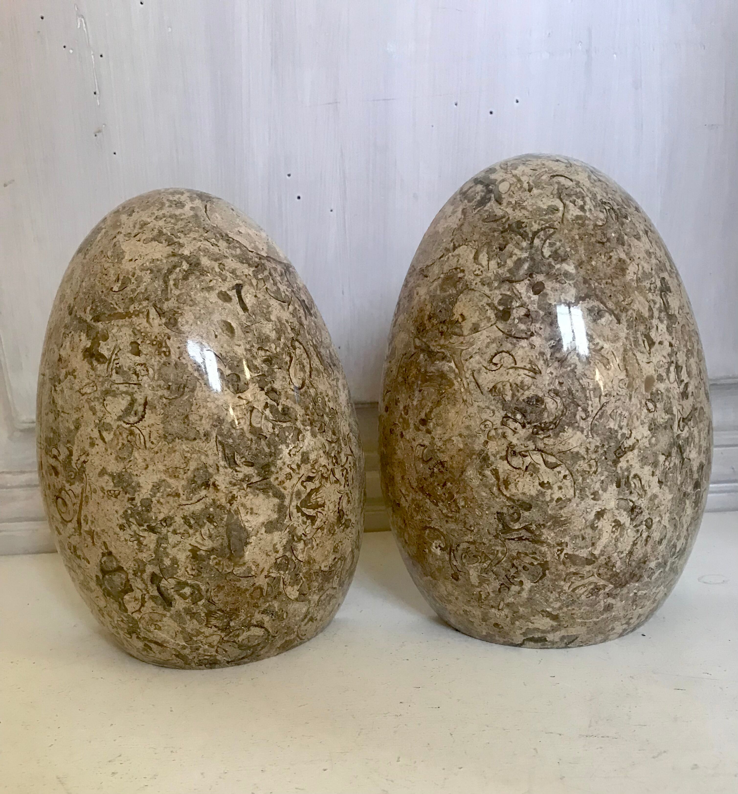 Pair of stone book clamts