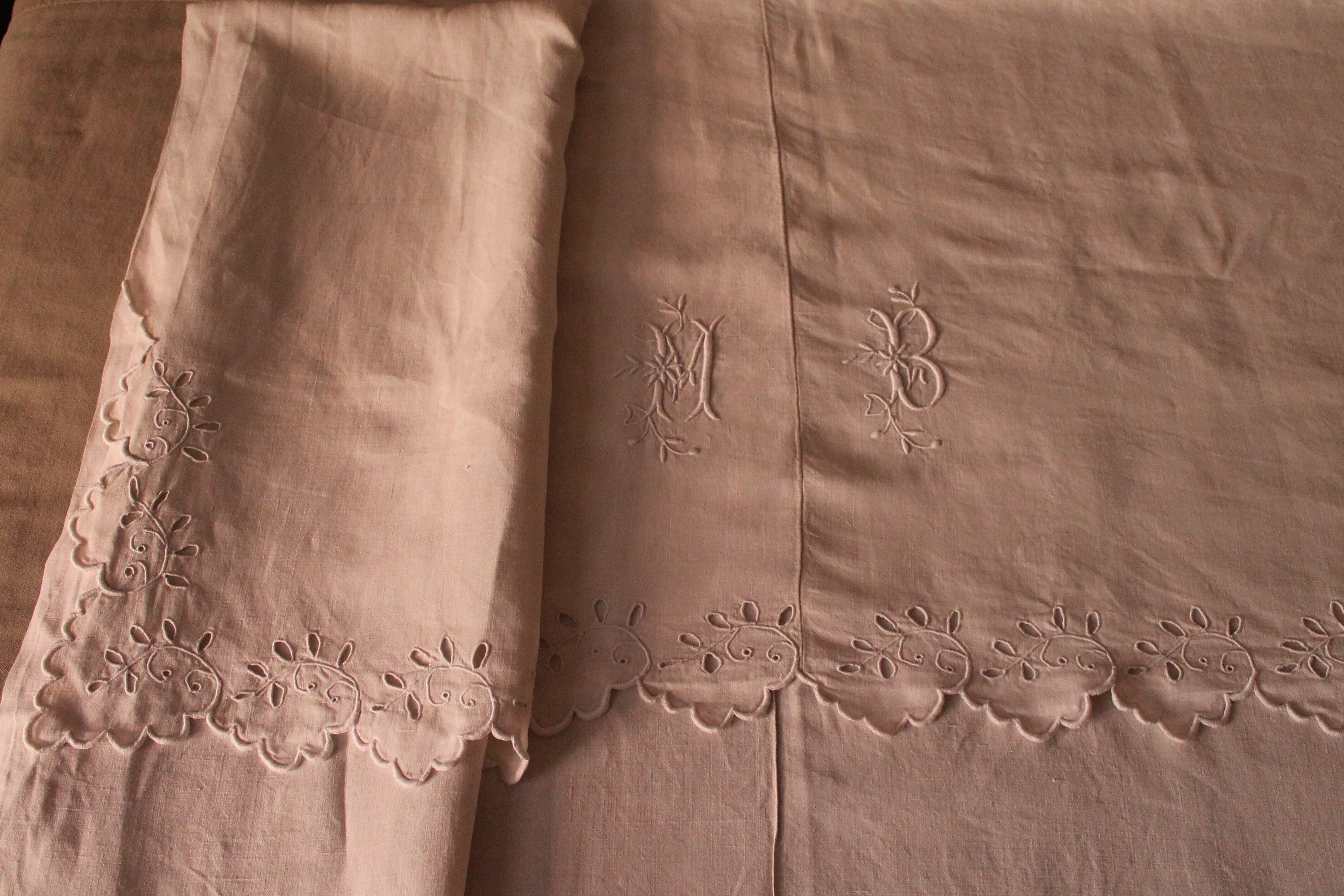 SHEET former in LIN early twentieth embroidered hand