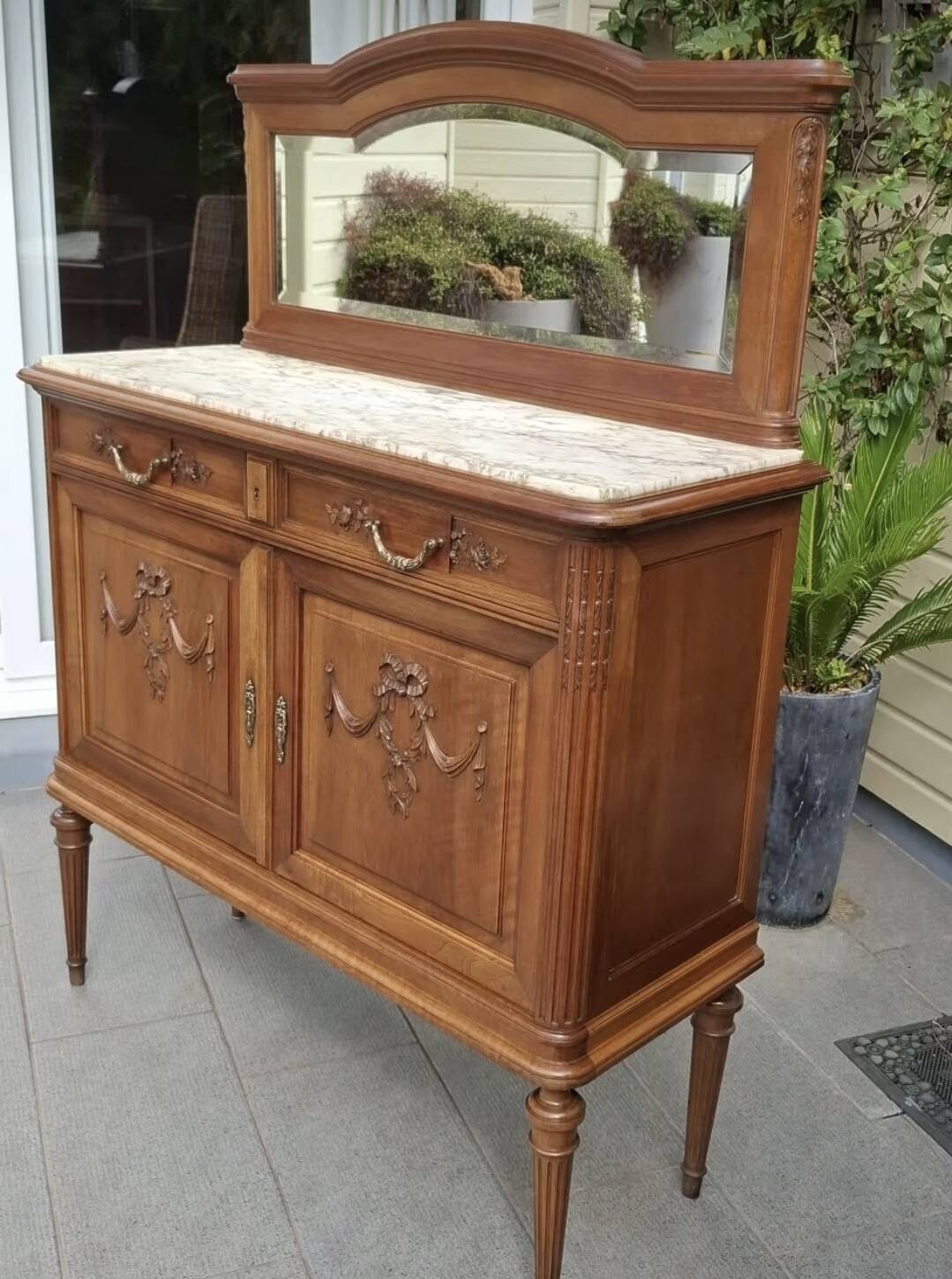 Louis XVI Dessert Buffet