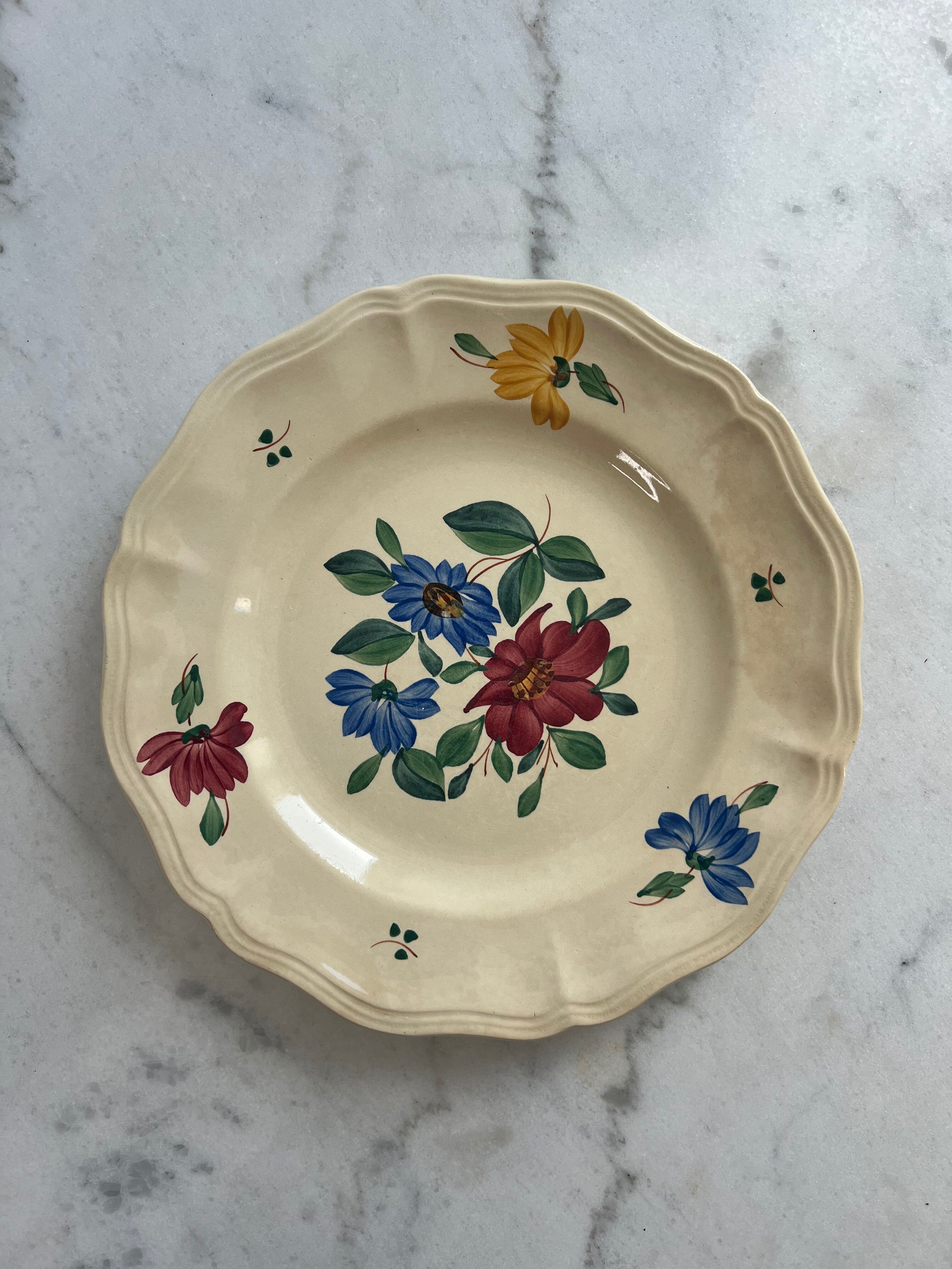 Set of 4 flat plates Sarreguemines and Digoin