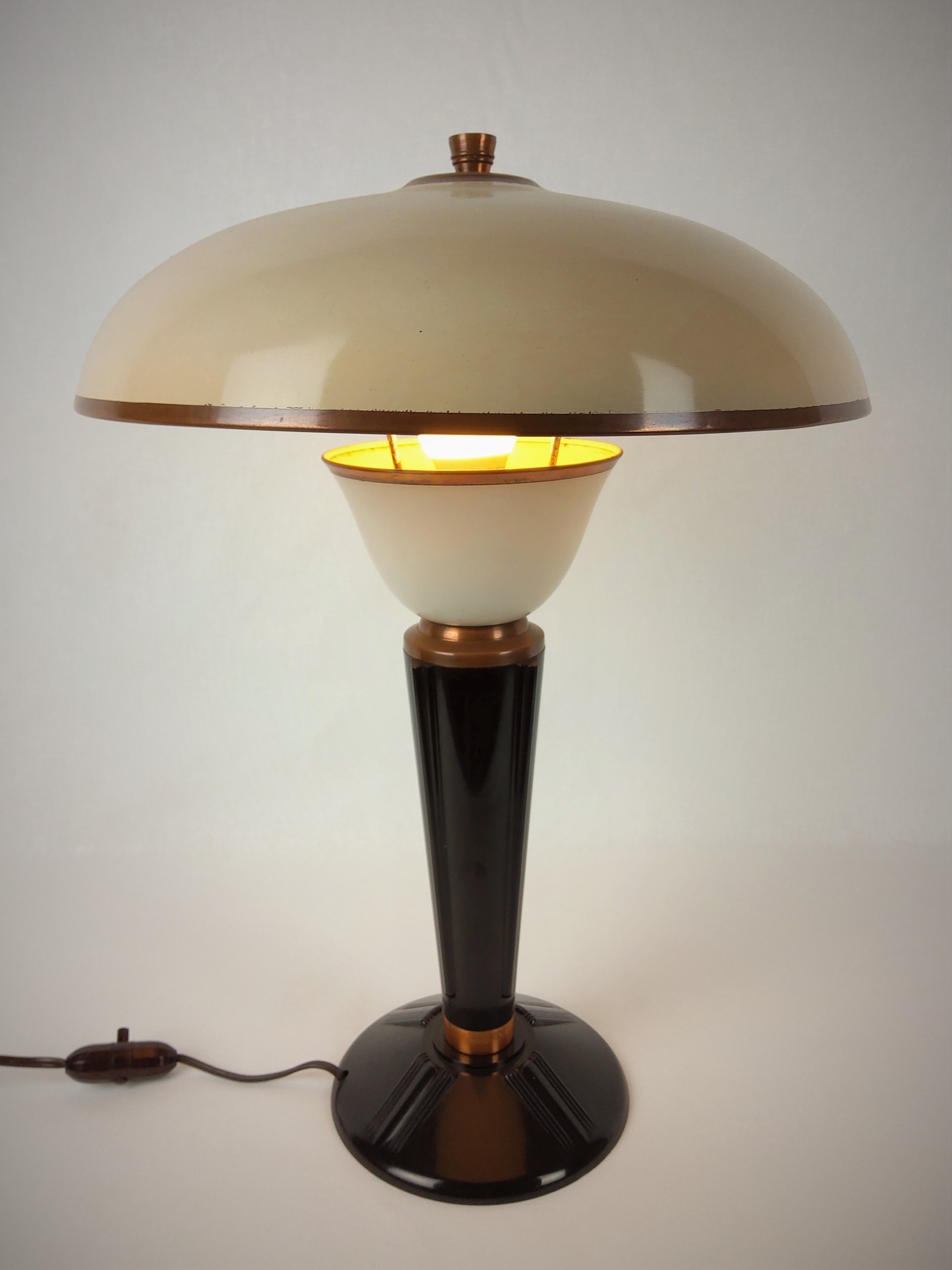 Jumo Bakelite lamp 1940