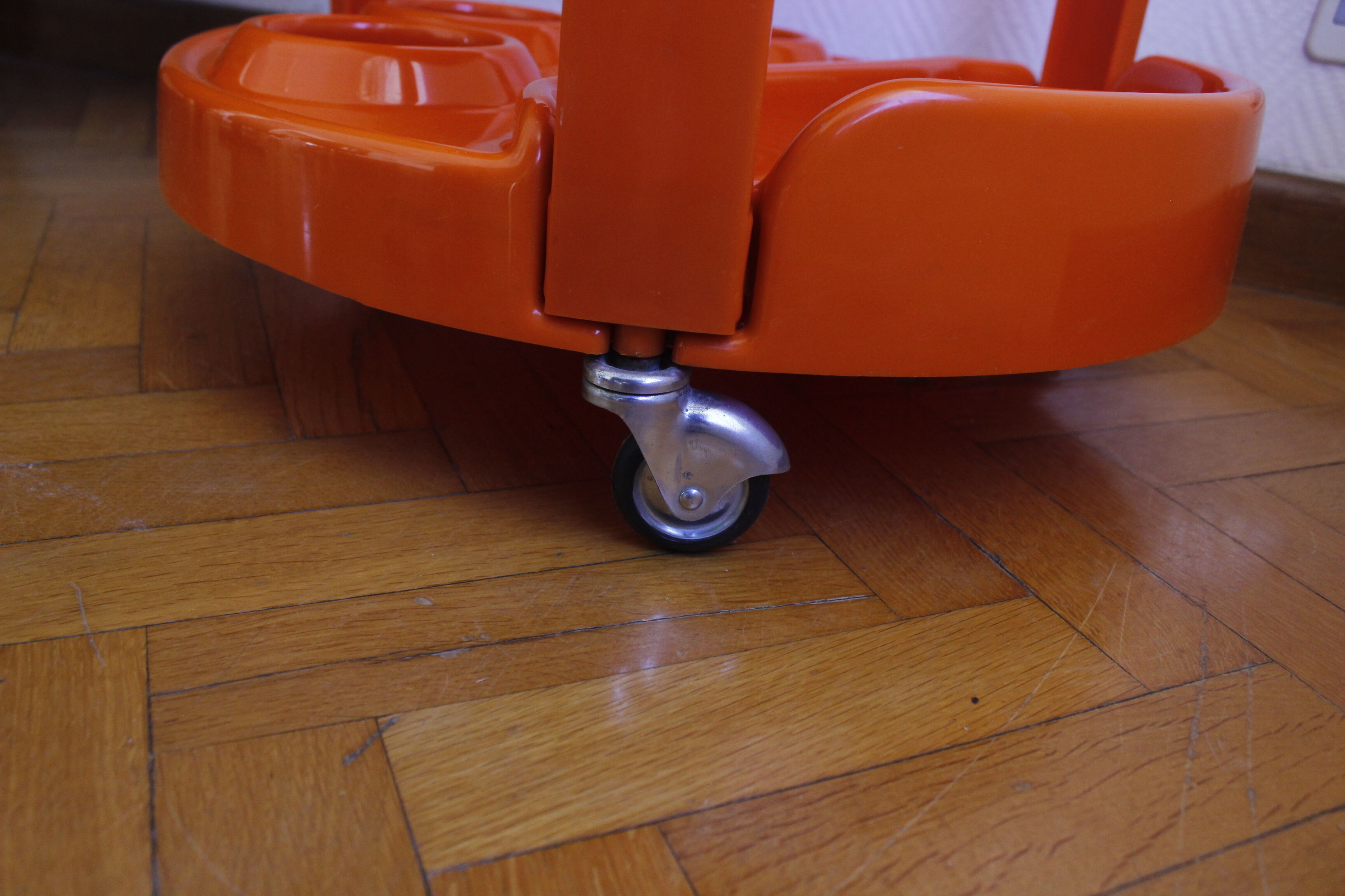 Vintage Italian bar trolley
