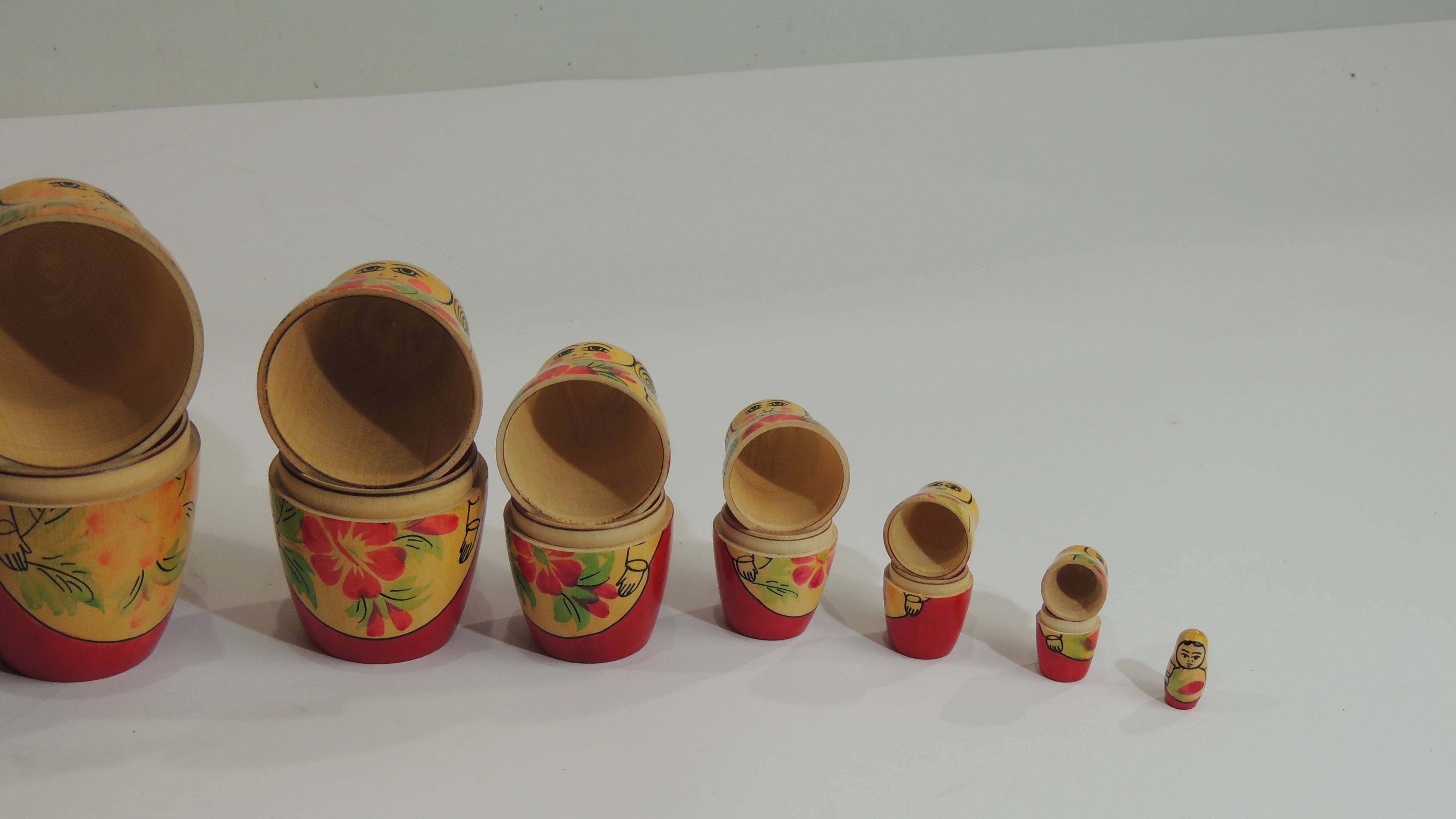 Poupées Russes originales et rares soviétiques / Matriochka / Peintes à la main
