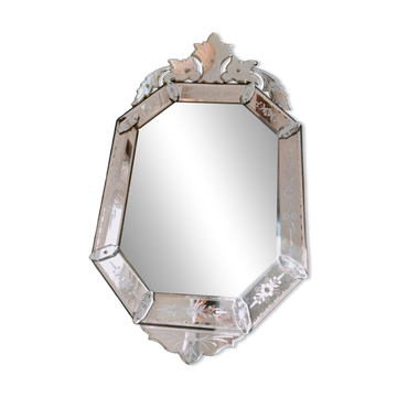 Venetian Octagonal Mirror with Parcloses Chic, Antique and Slightly Roguish