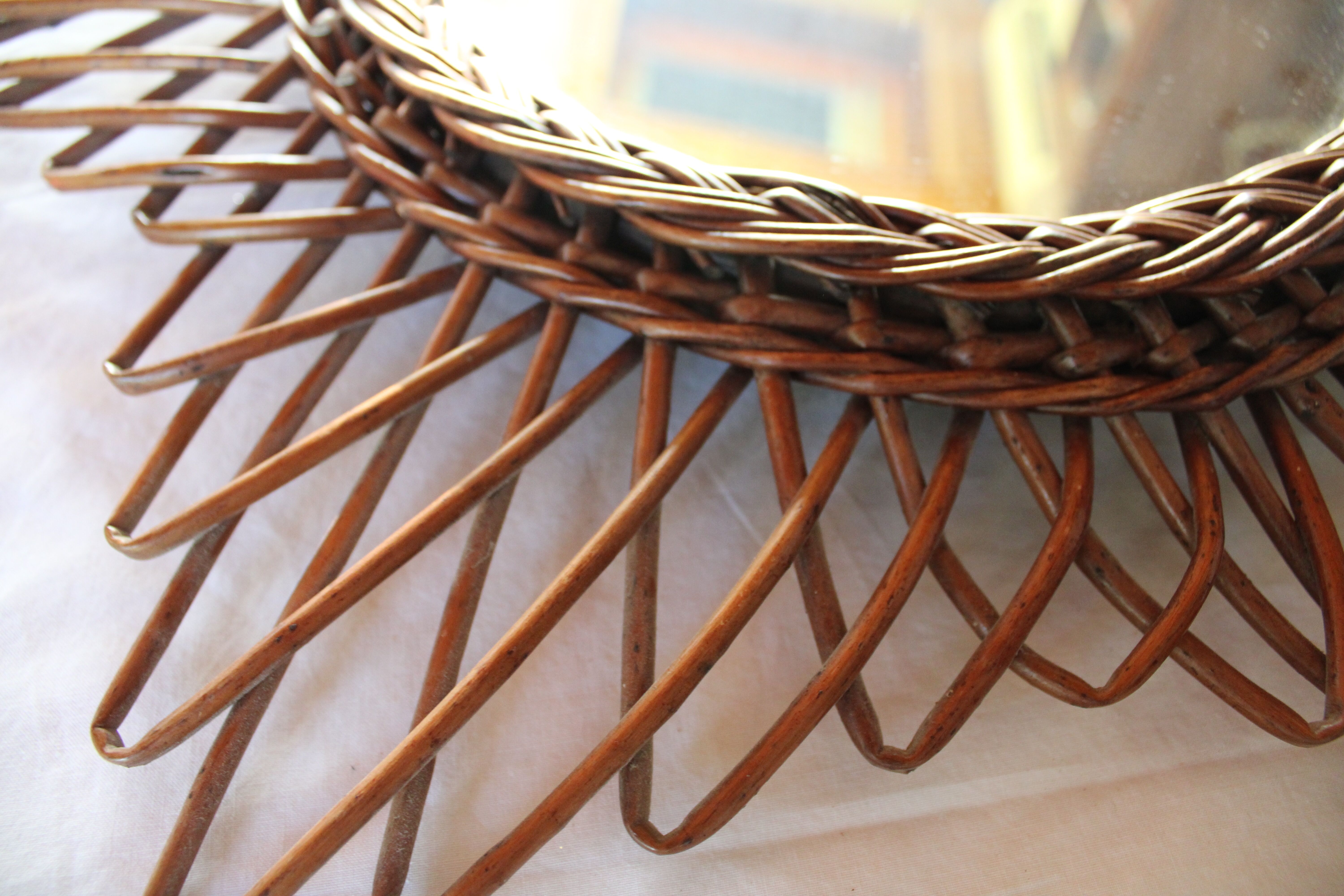 Vintage rattan mirror 56x56cm