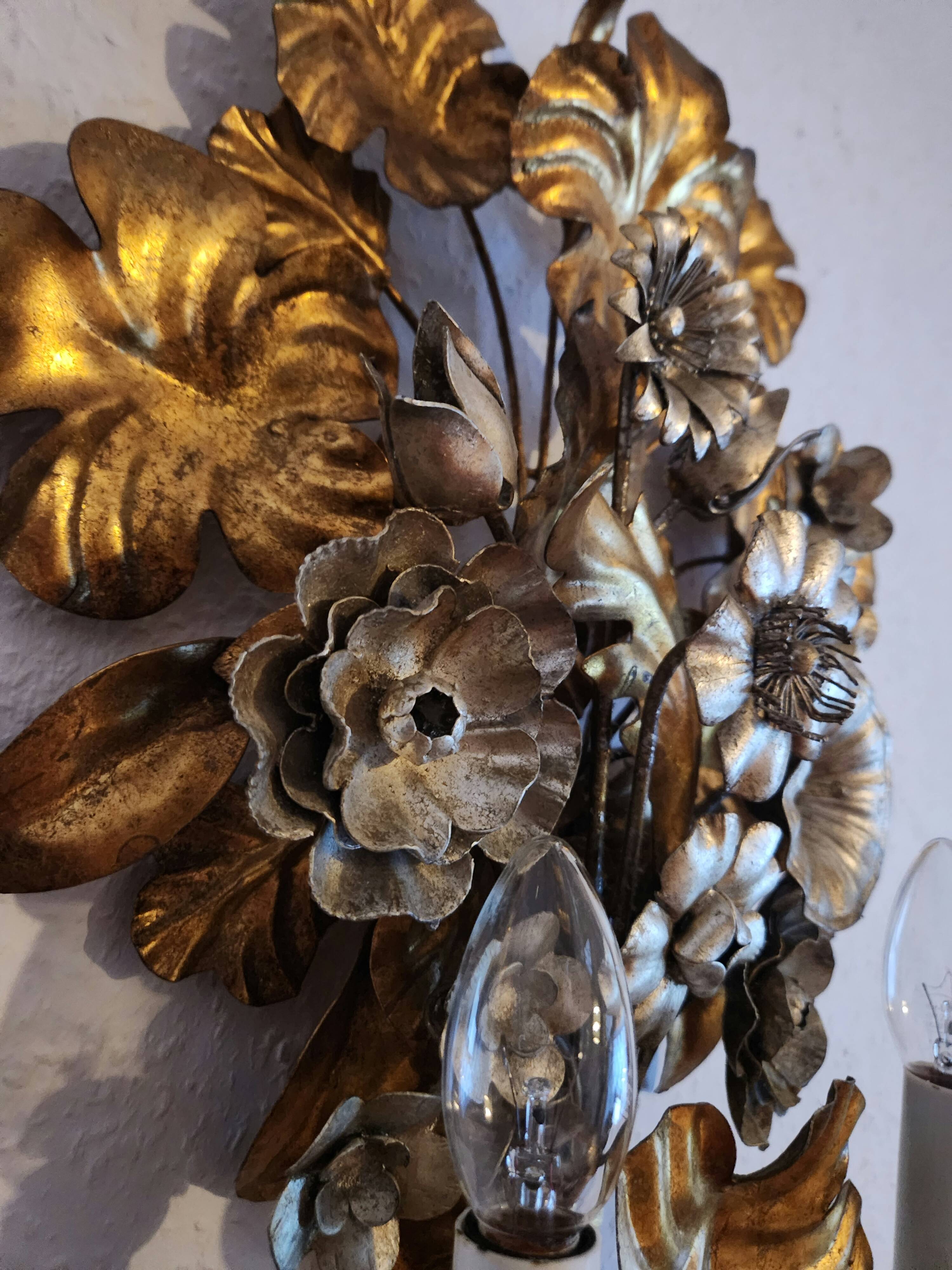 S.Salvadori Wandlampe vergoldet ersilbert Blumenmuster