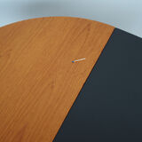 Table en teck, design danois, années 1970, production: Danemark