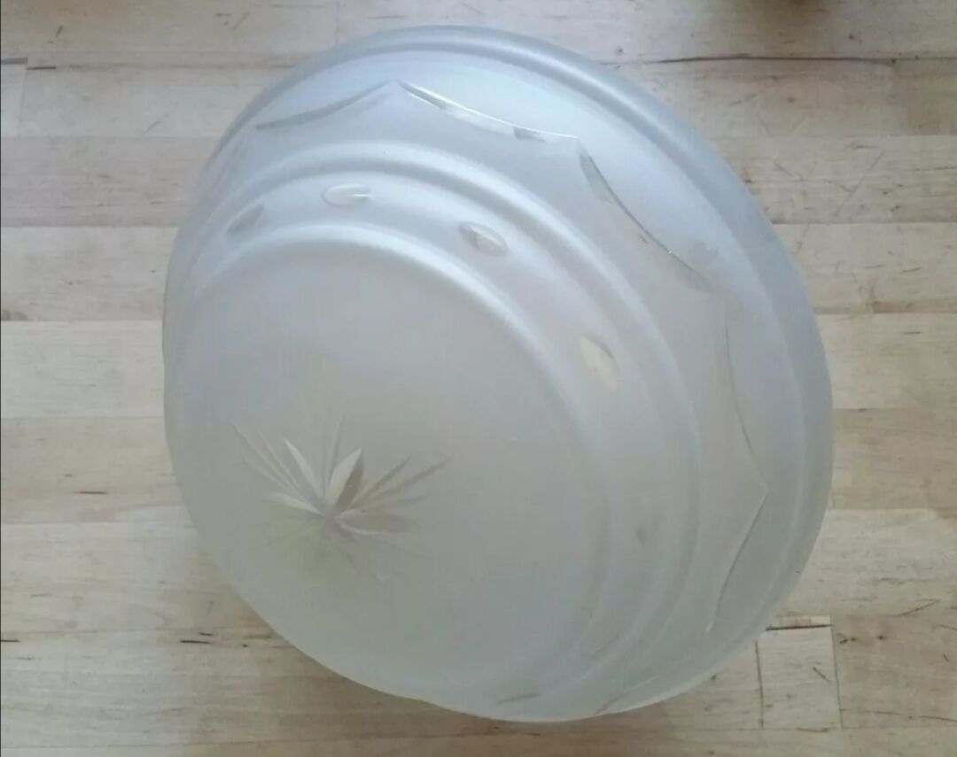 Vintage saucer lamp globe
