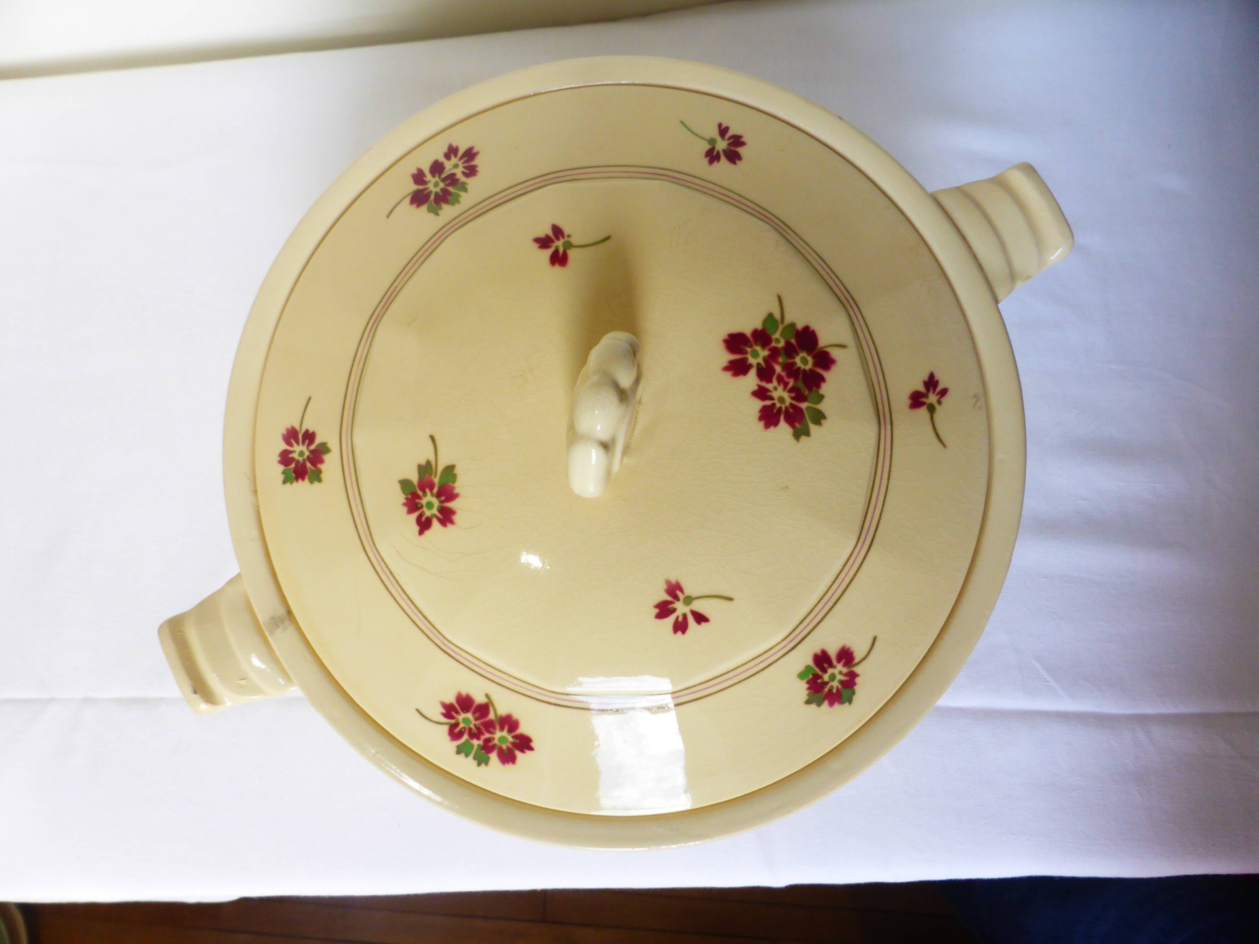 Vintage soup tureen Moulin des Loups and Hamage model Paul 220560