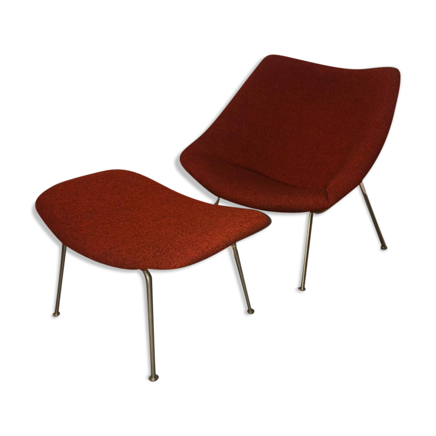 Set of Pierre Paulin Oyster chair and foot stool