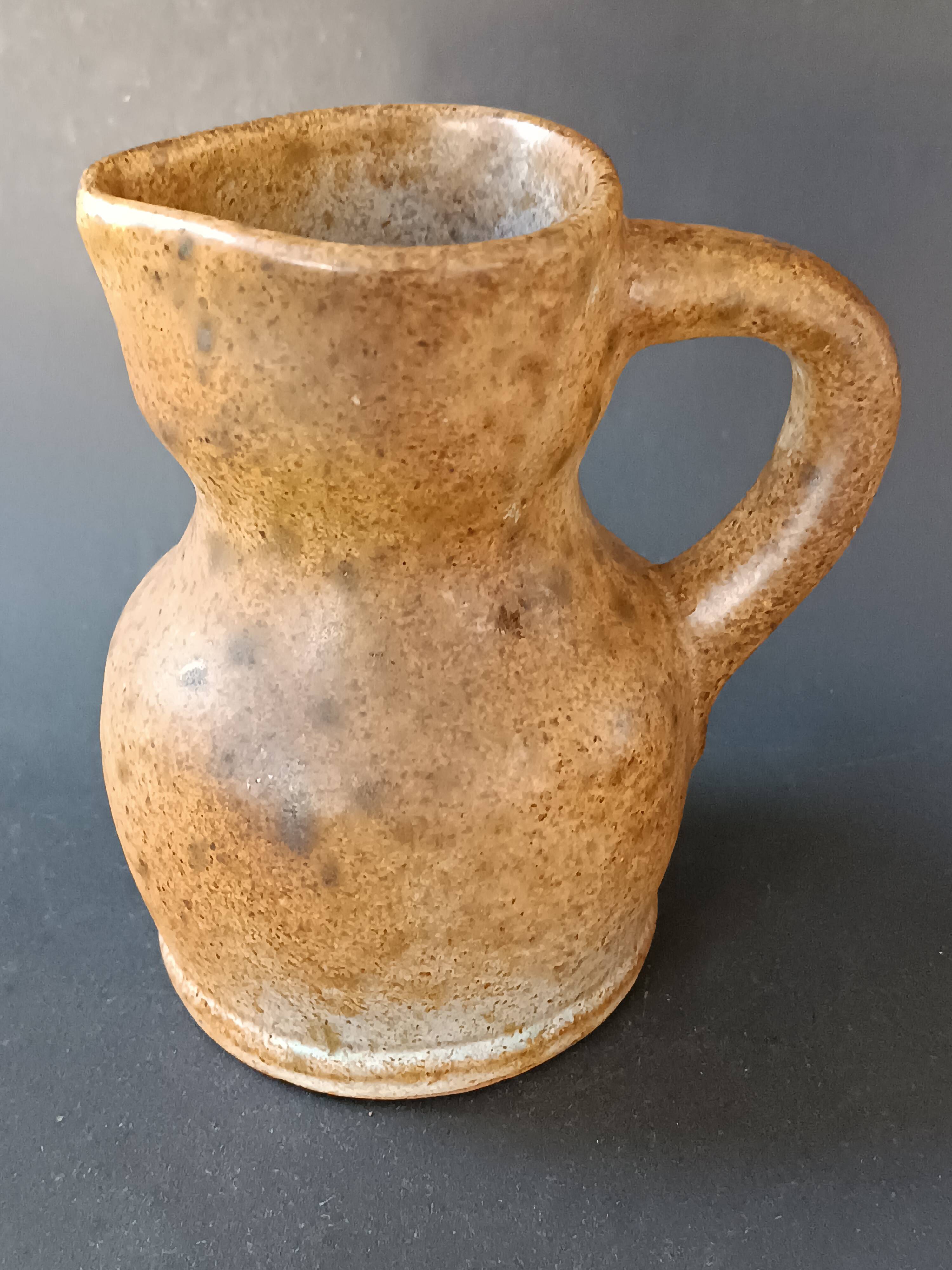 Pichet en grès Agnès Escala 1960
