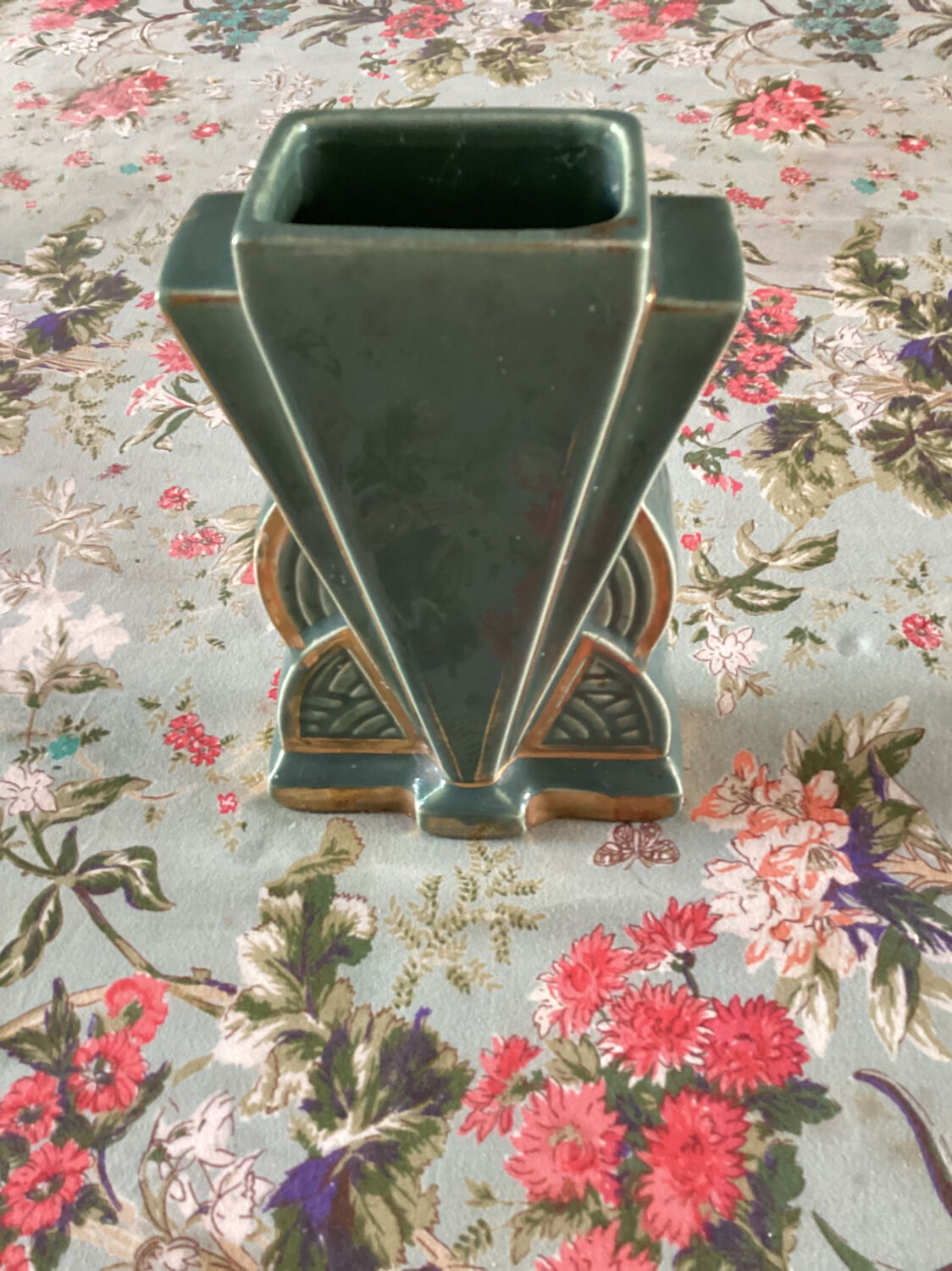 Vase art deco
