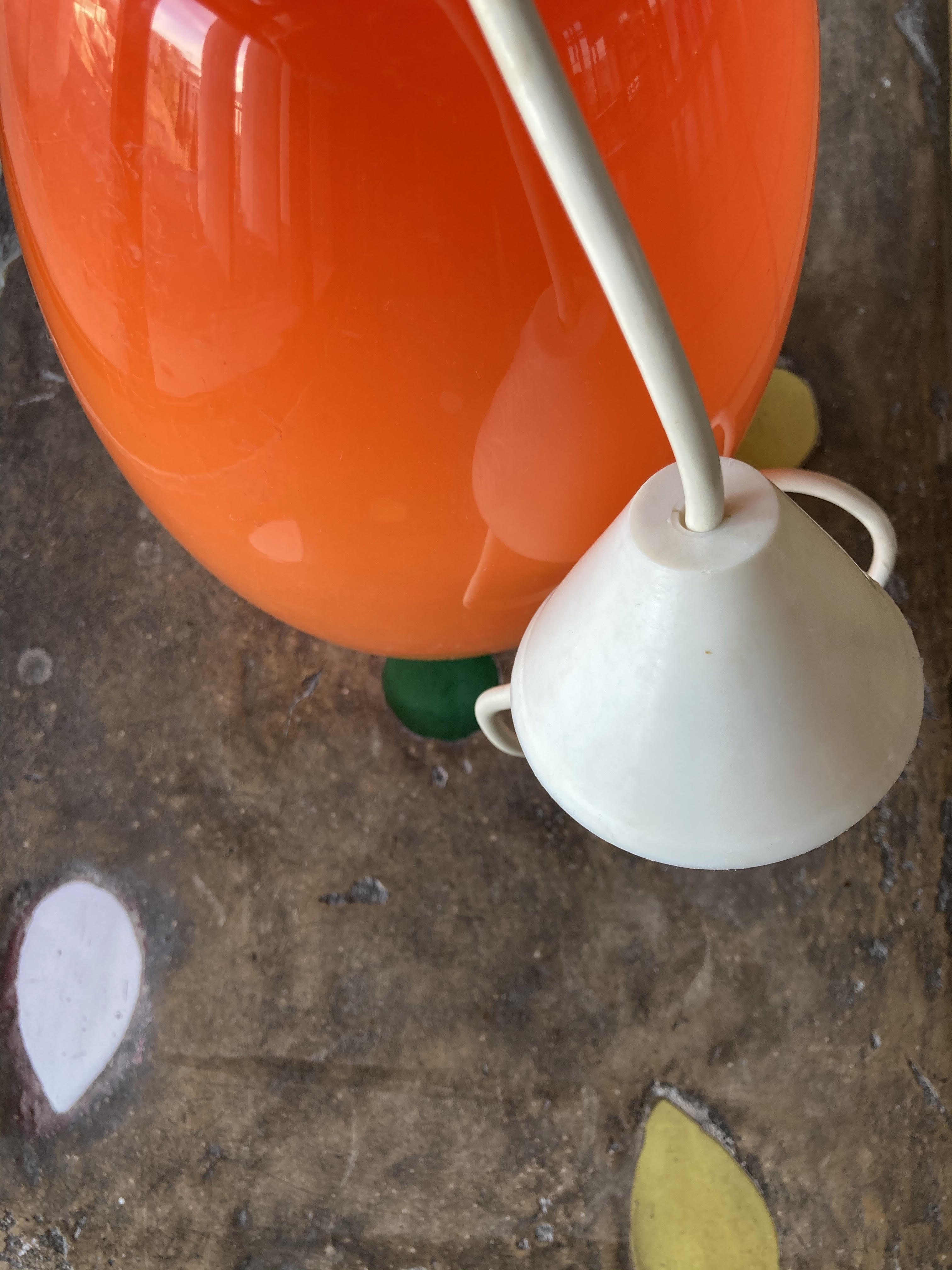 Opaline suspension of the 1970s