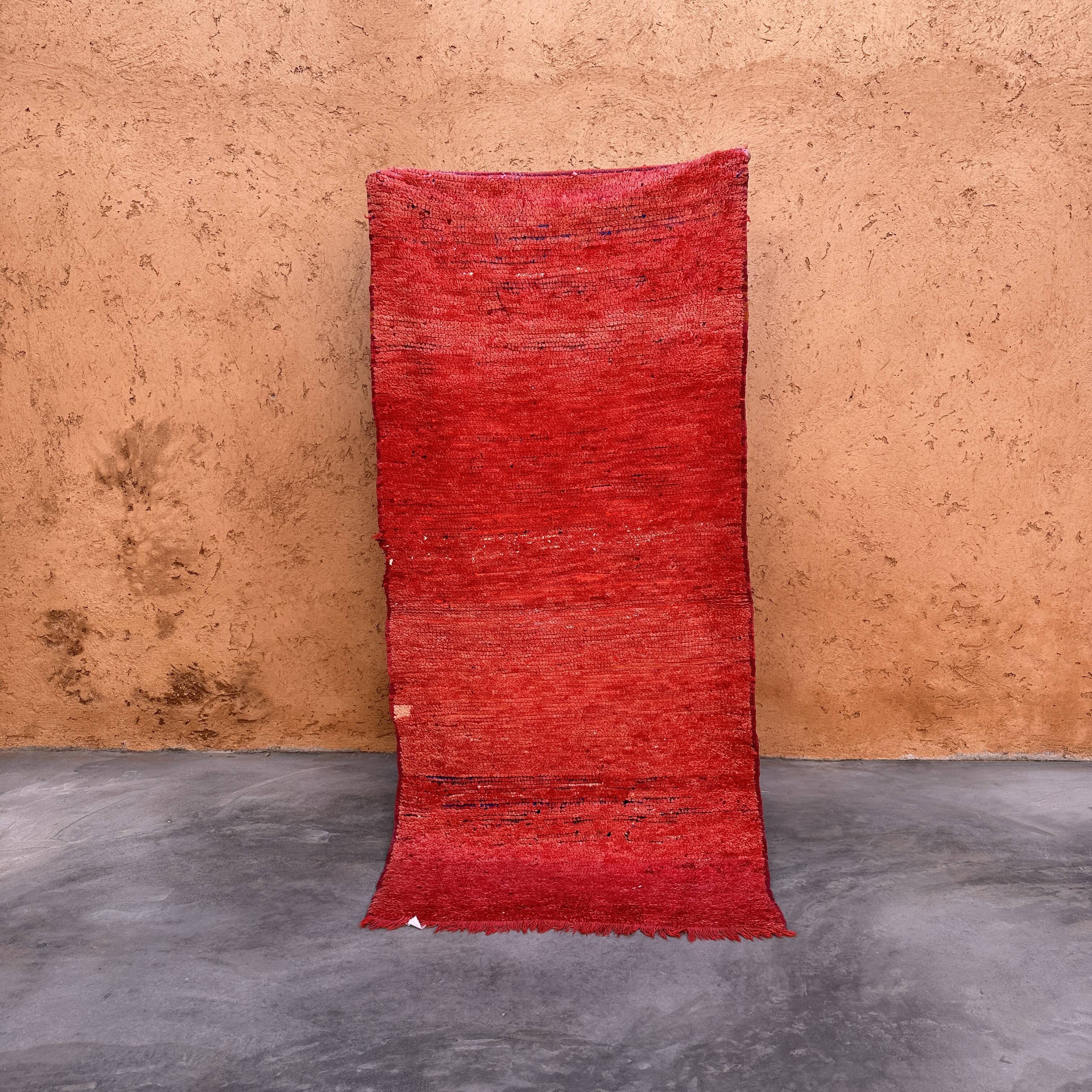 Red Boujad Moroccan rug - 223 x 107 cm