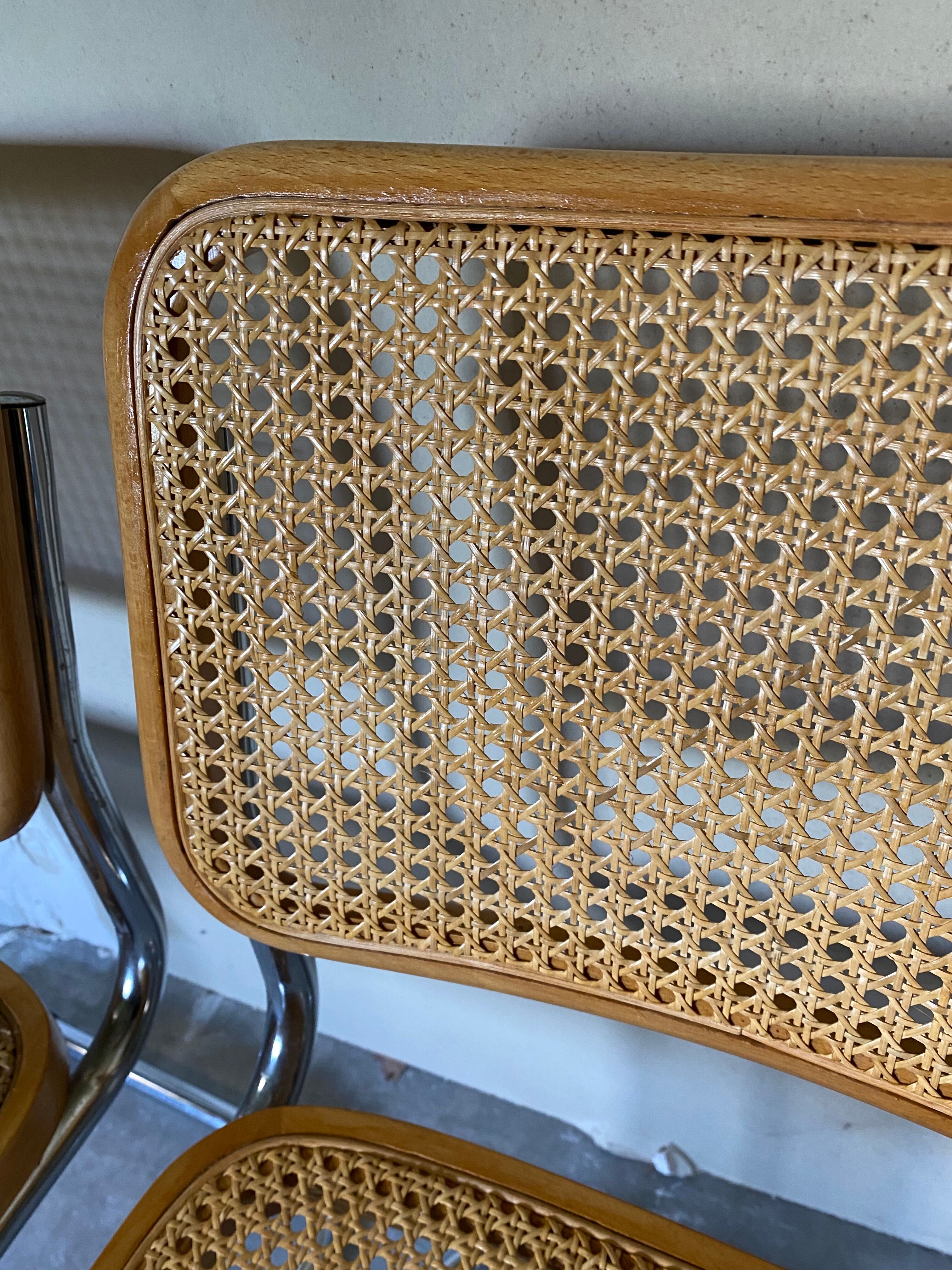 Série de quatre chaises B32 Marcel Breuer
