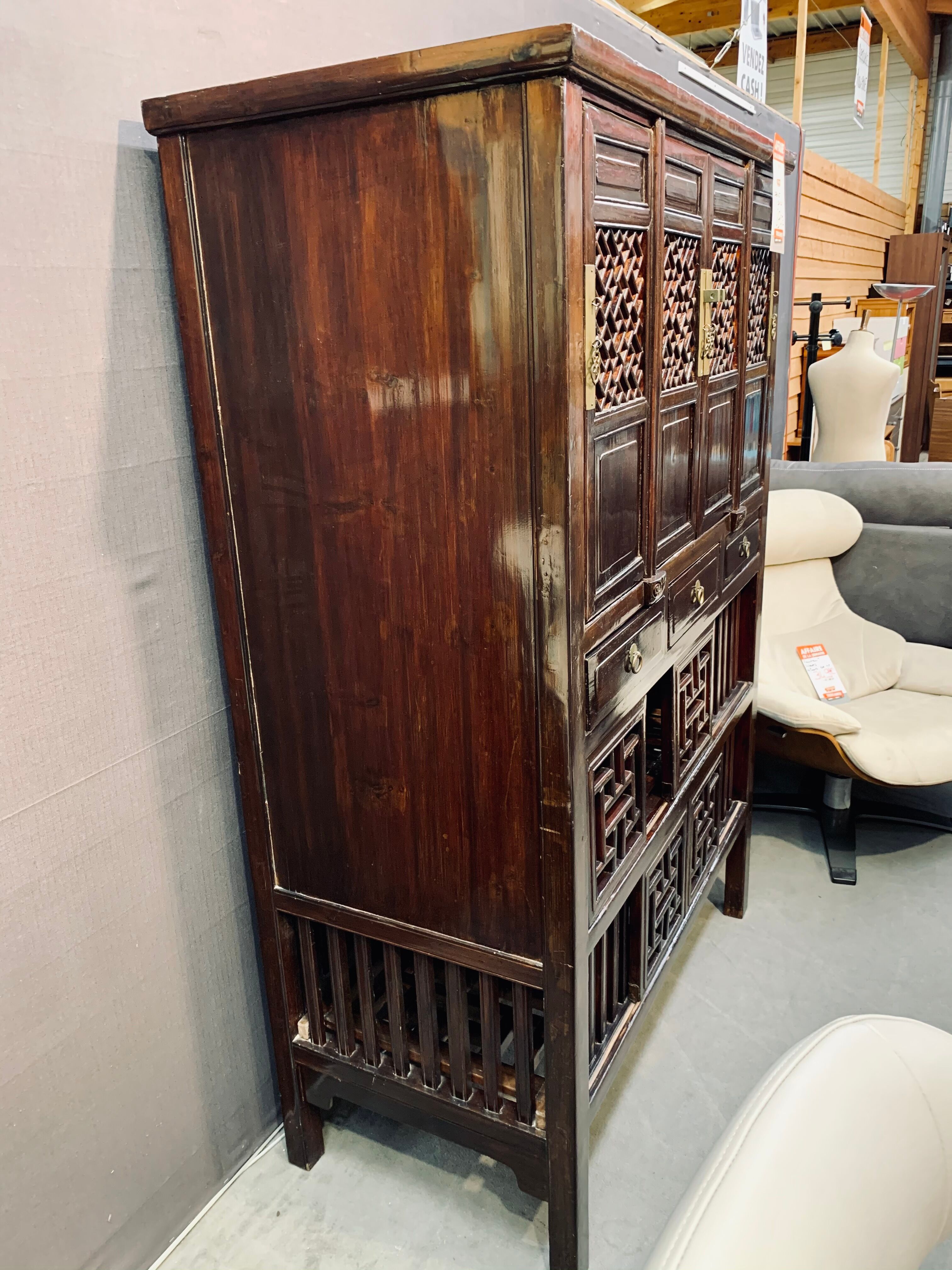 Chinese cabinet early 20th century