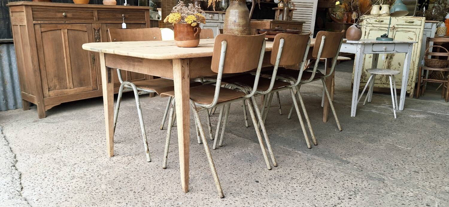 Chaises industrielles