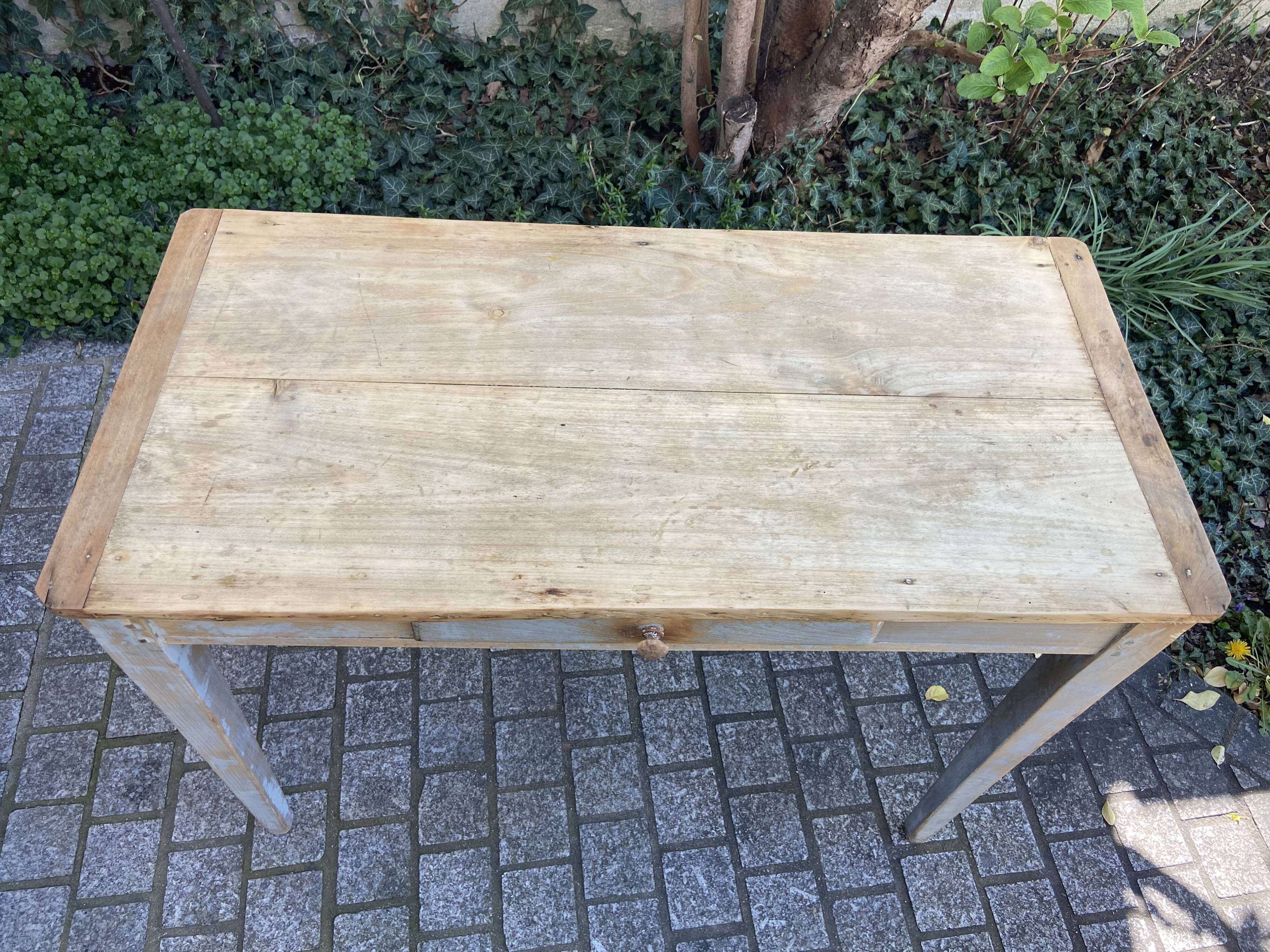 Small vintage farm table 1940 / 50