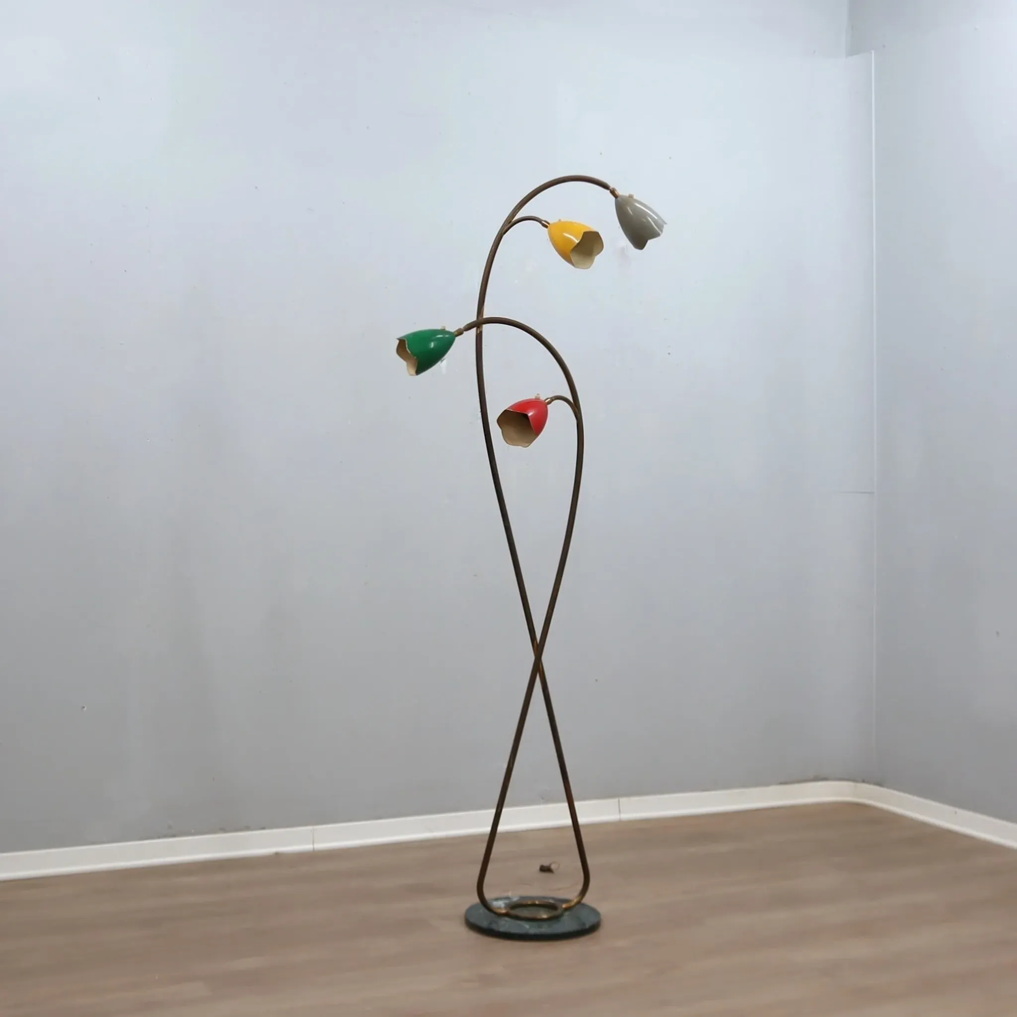 1950s Italian Biancardi e Jordan brass floor lamp