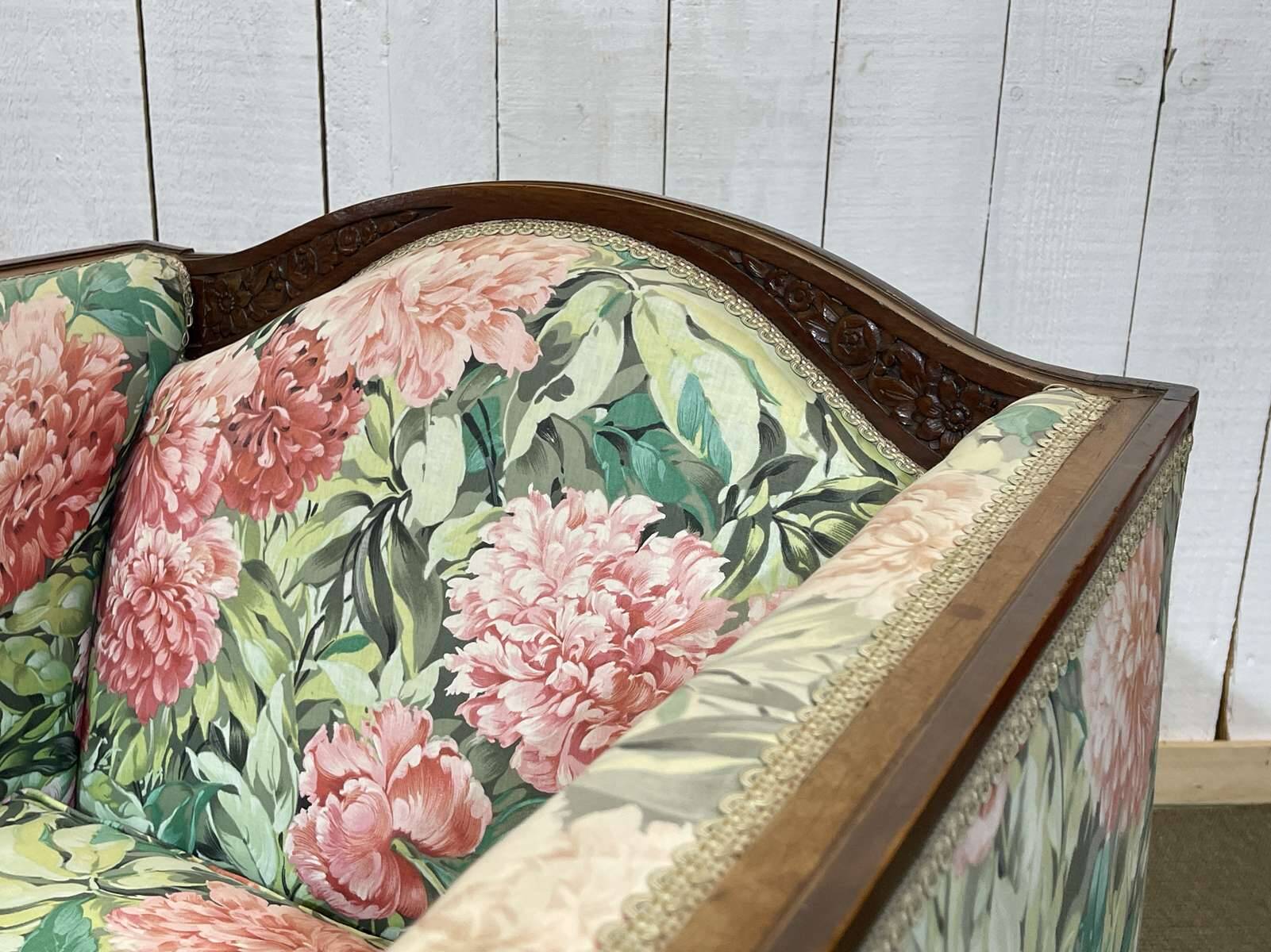 Pair of Art Deco armchairs in mahogany from the 1930s.