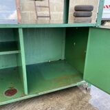 Established iron wooden top