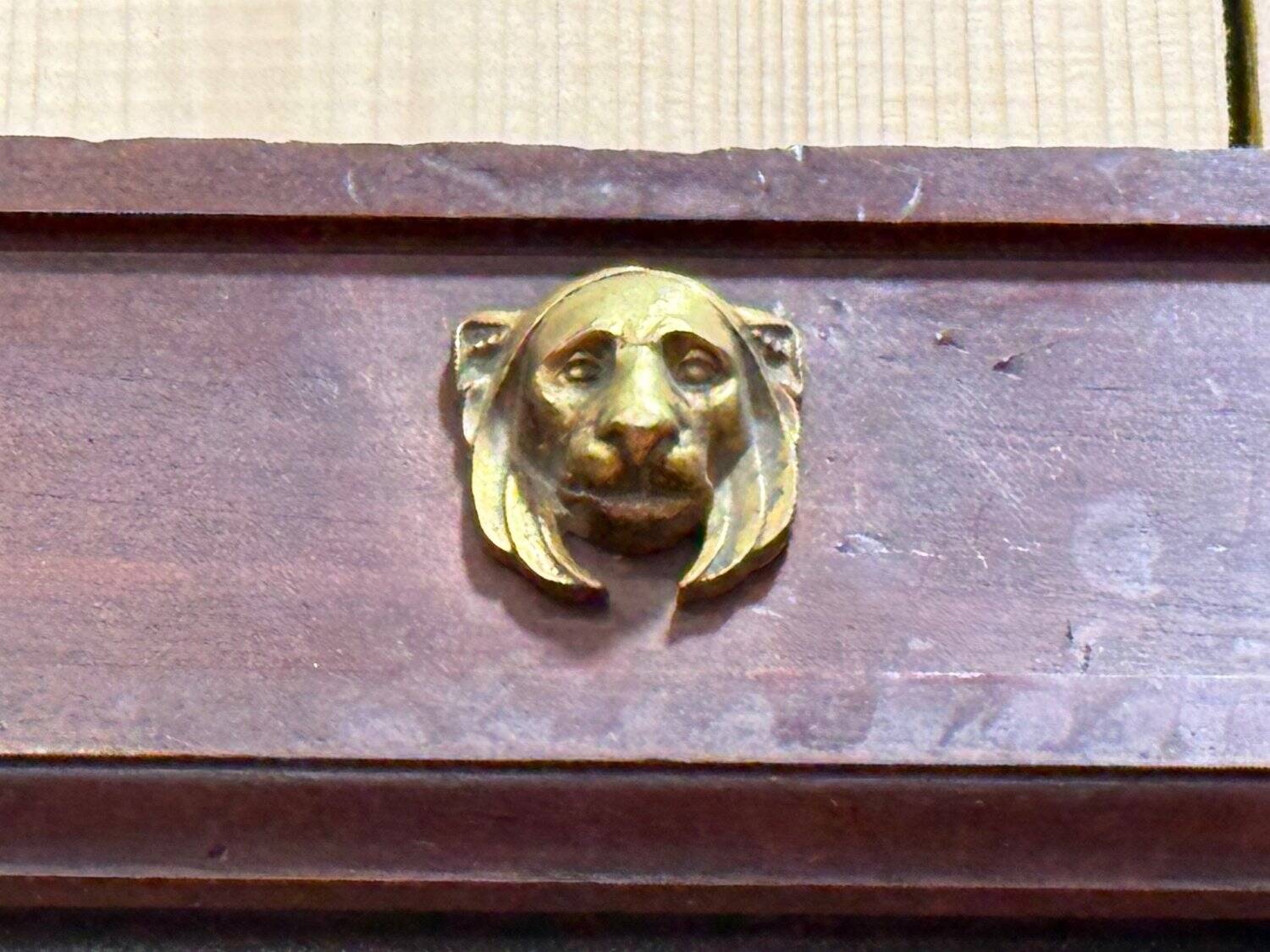 Grand miroir de parquet époque Empire – Bronze doré – XIXe siècle
