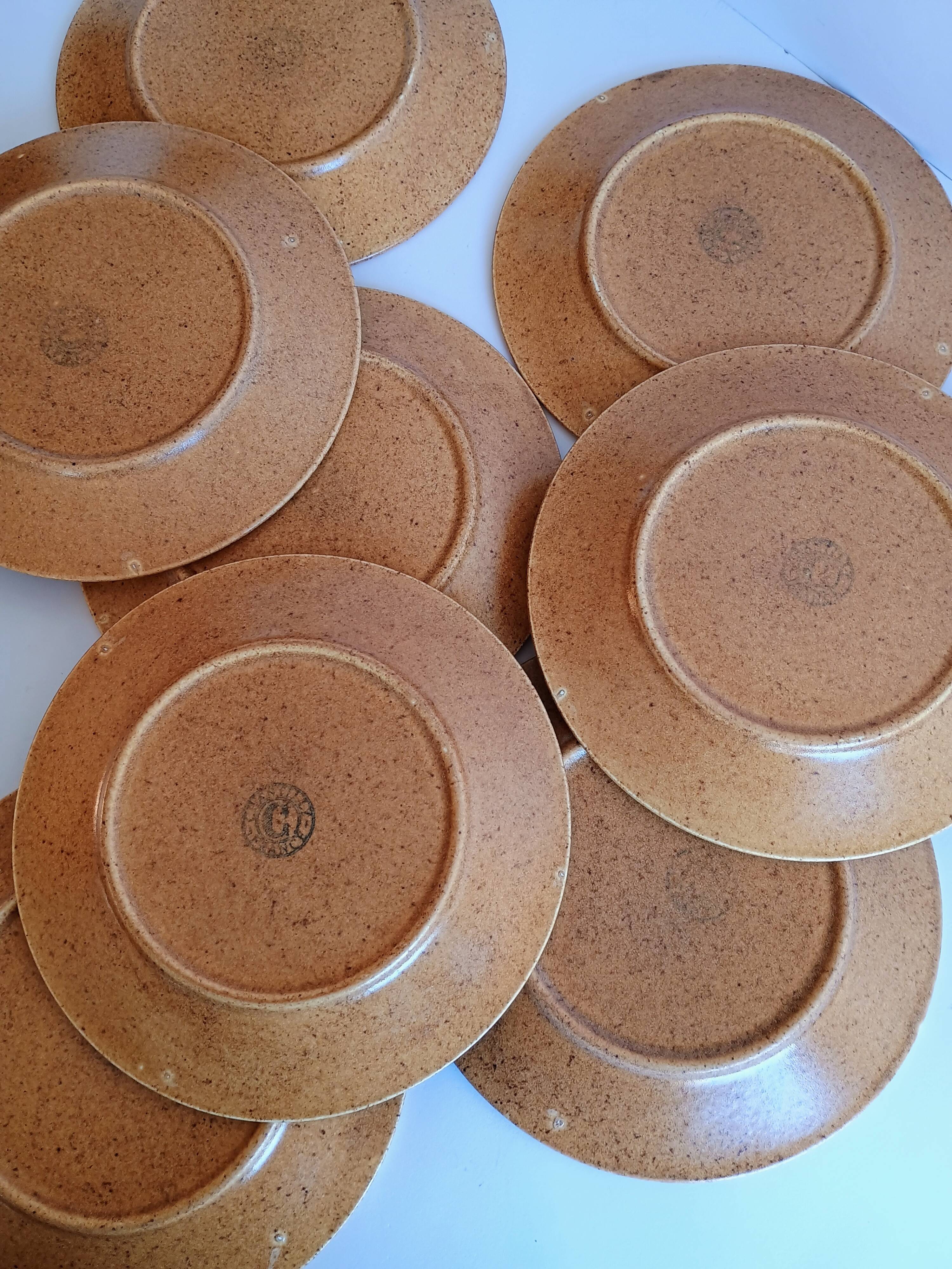 Set of 10 dessert plates Gres Chantilly Longchamp France