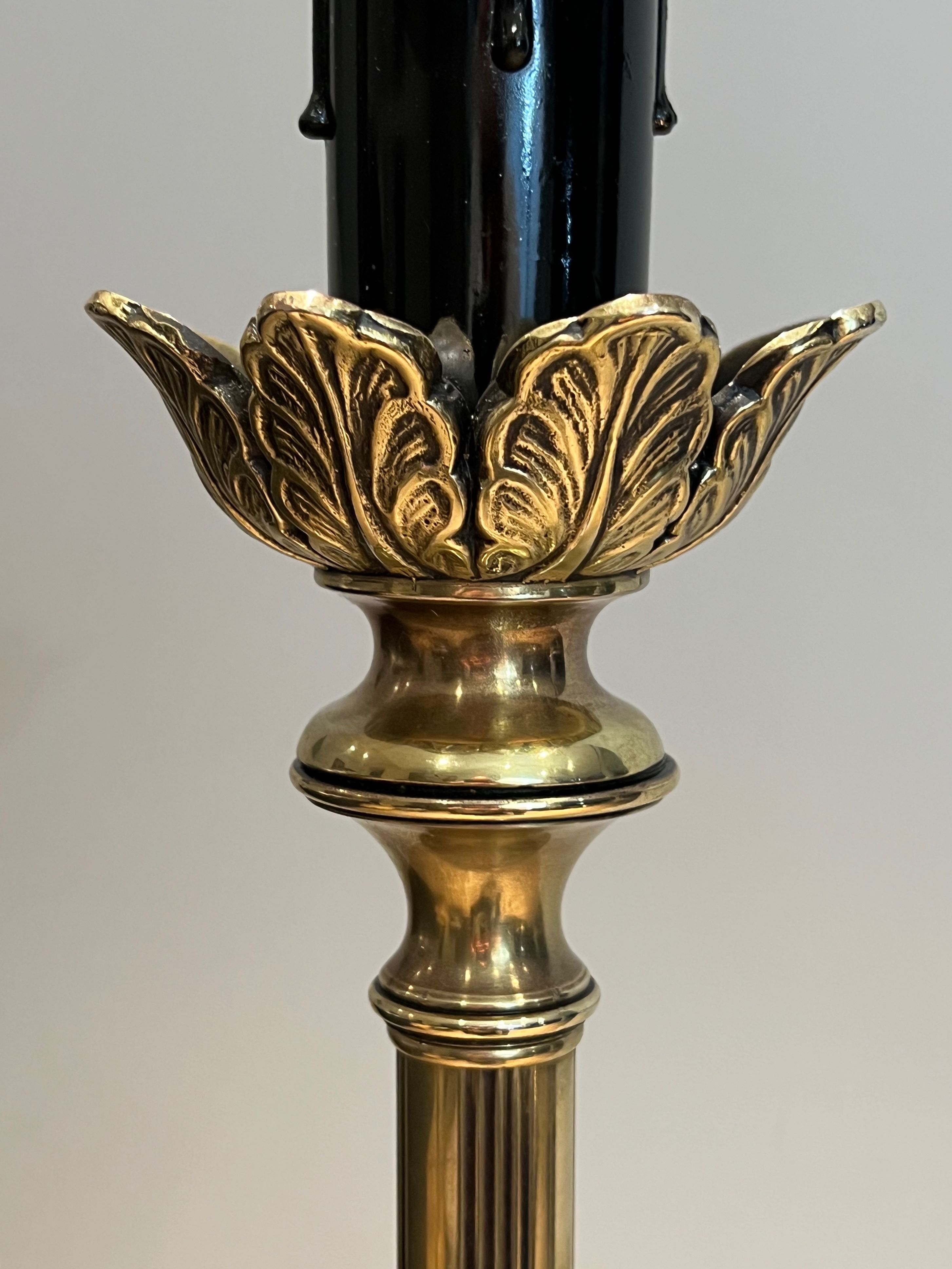 Pineapple floor lamp in brass