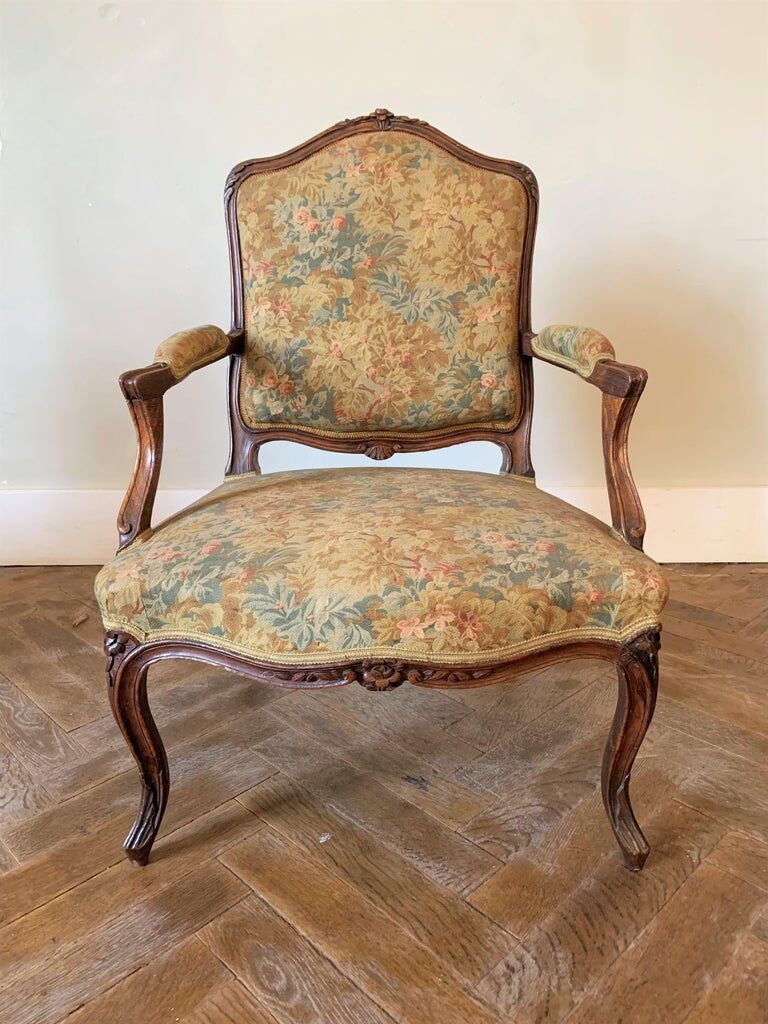 Armchair to the Queen, Louis XV style, circa 1750