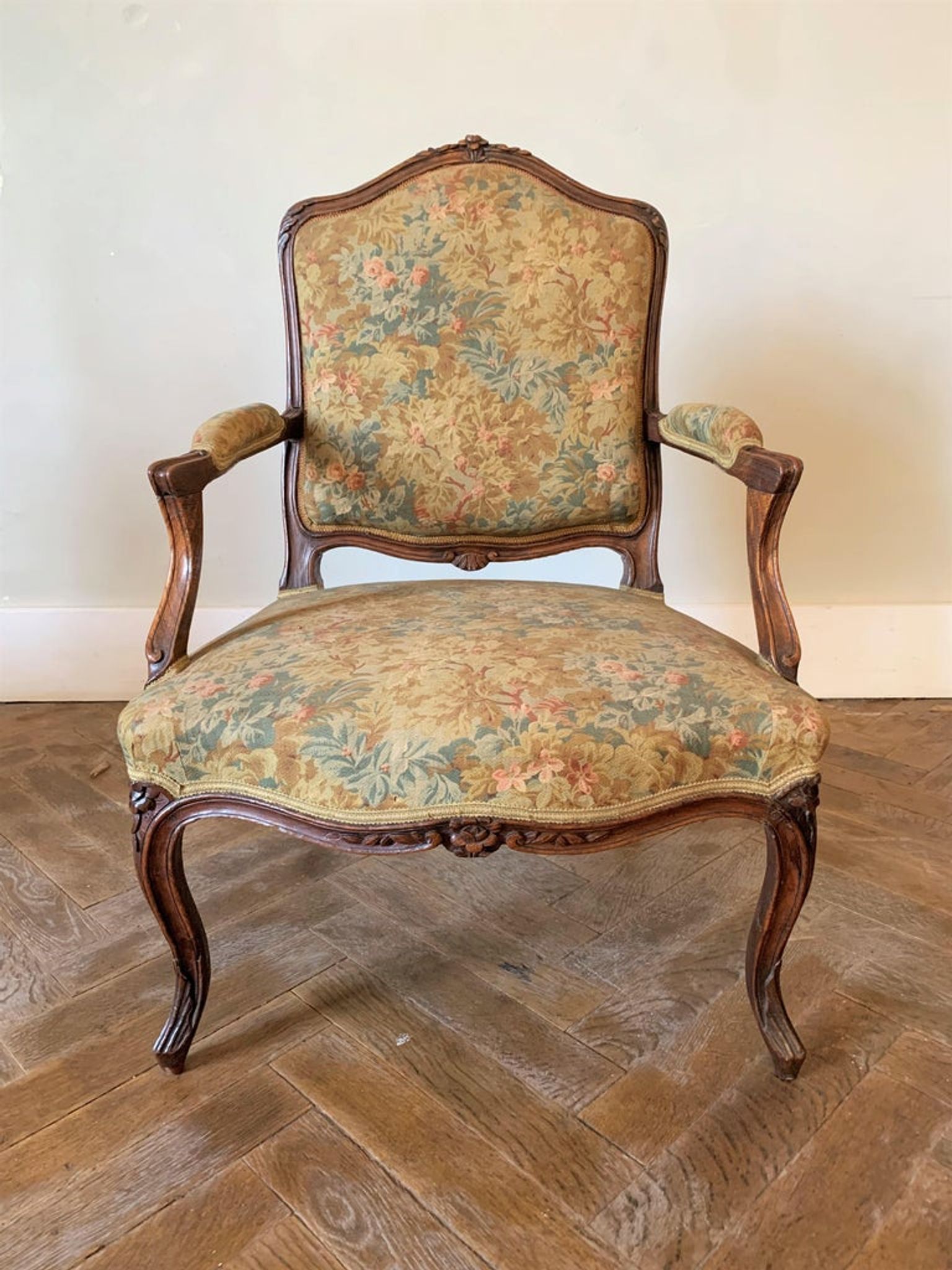 Armchair to the Queen, Louis XV style, circa 1750