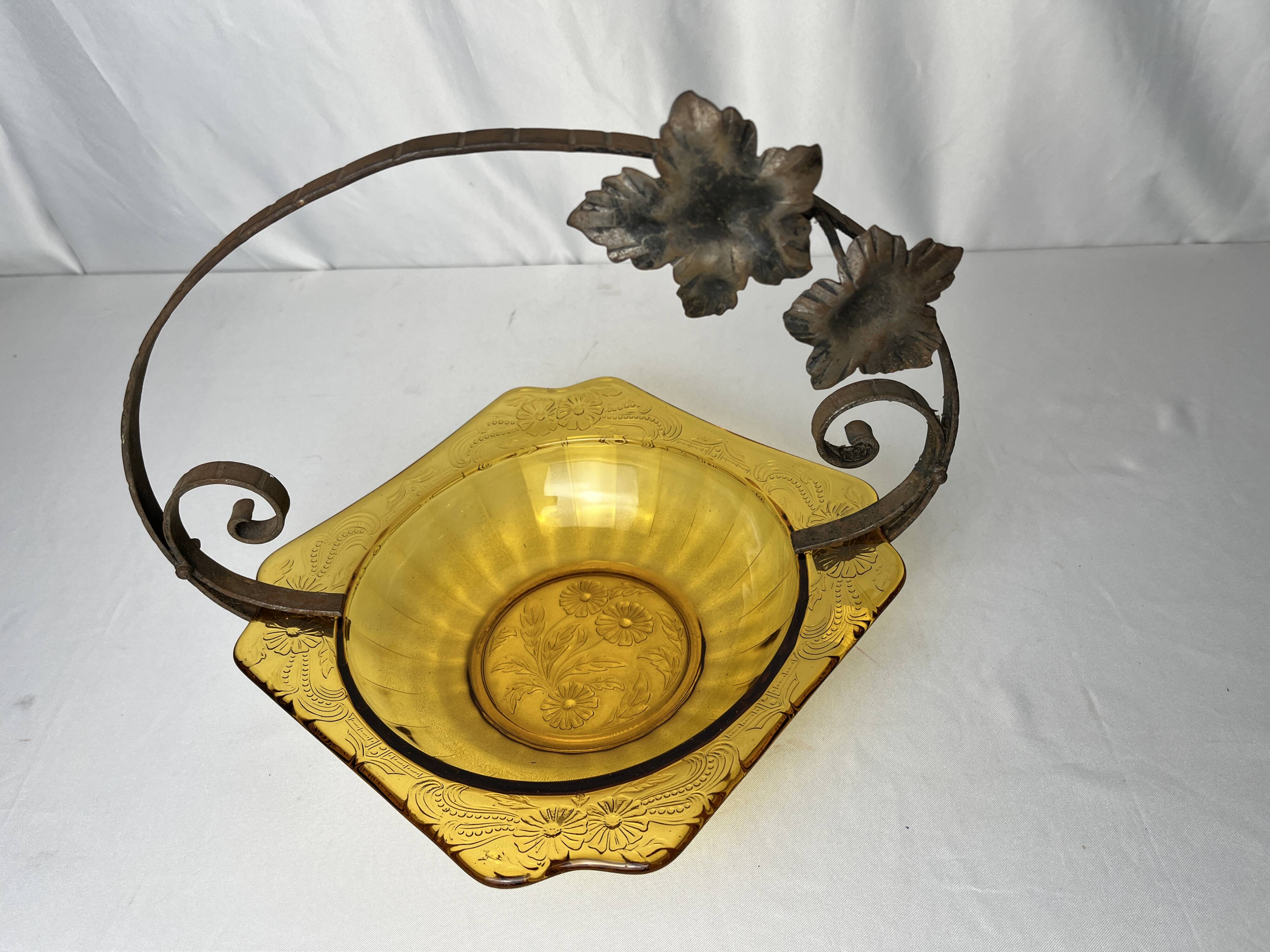 Art Deco, Val Saint Lambert amber glass bowl circa 1930