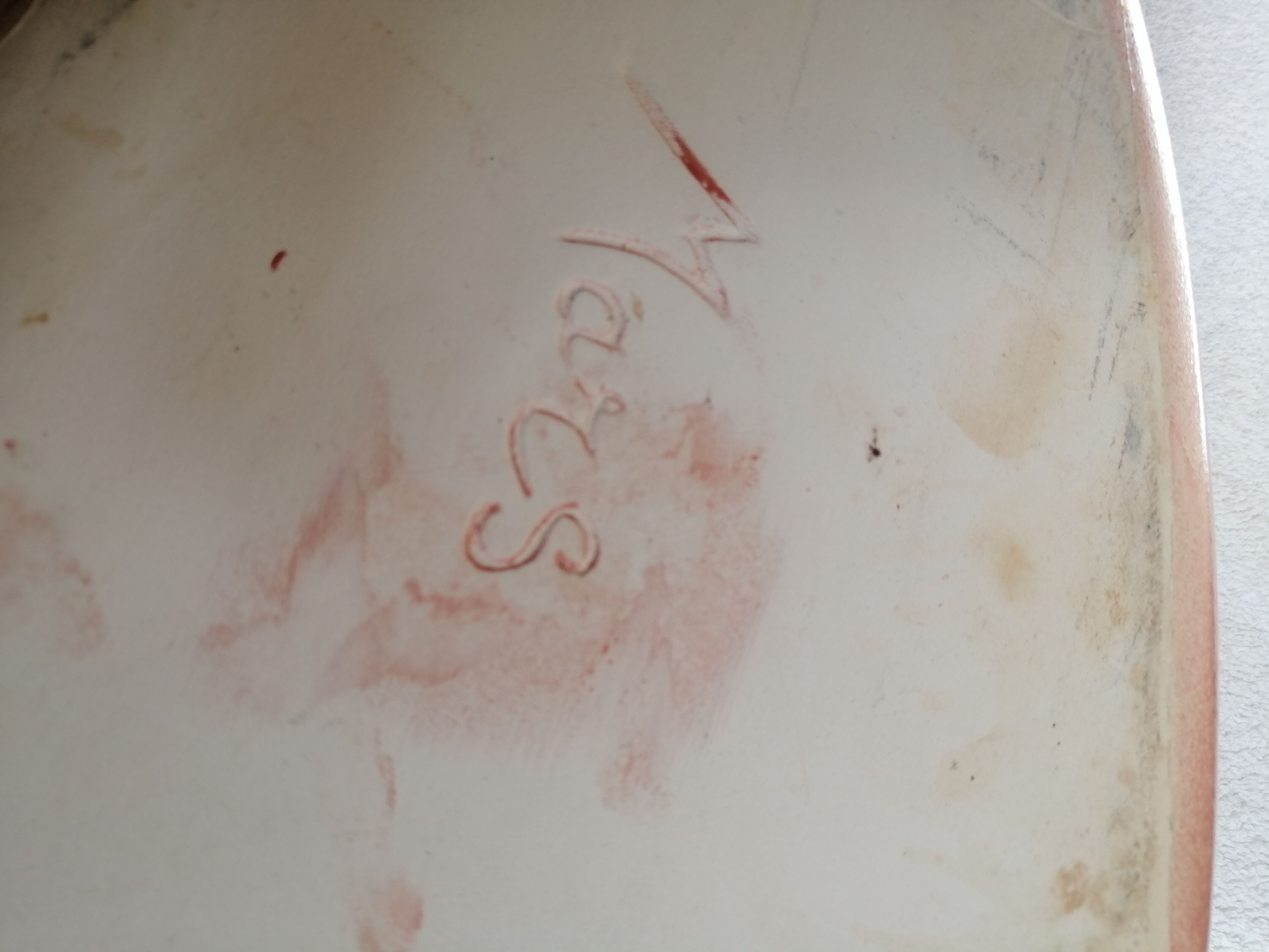 EMPTY DISH POCKET CERAMIC SLIP