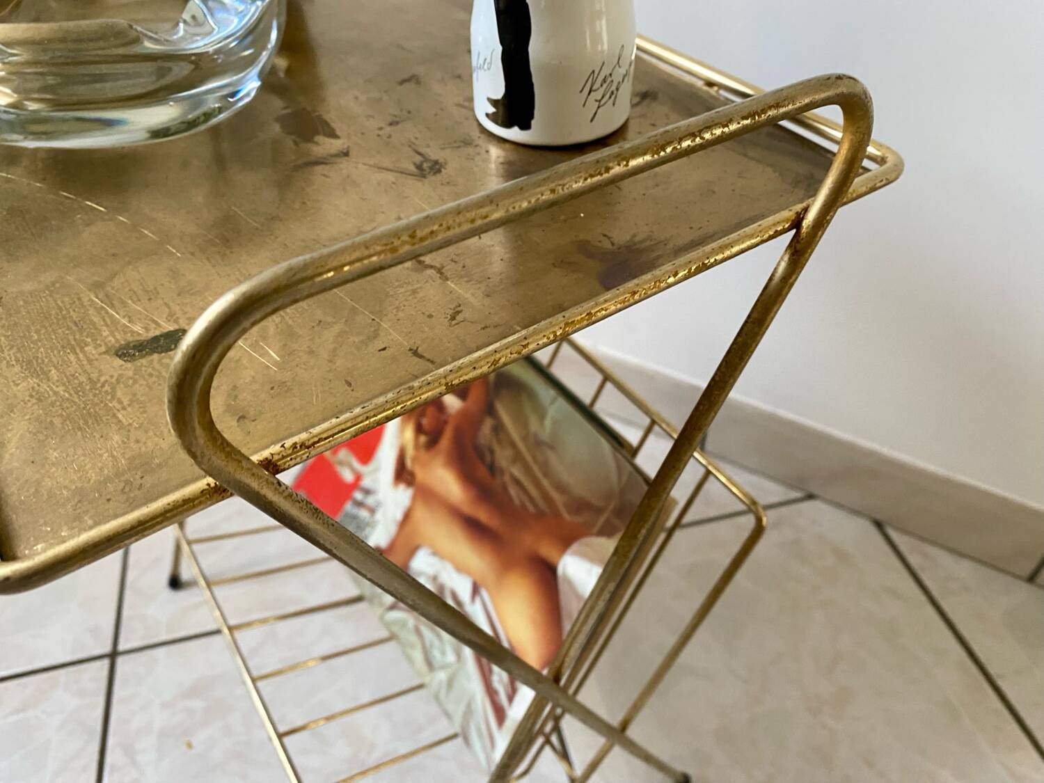 Vintage 1960s brass side table/magazine rack